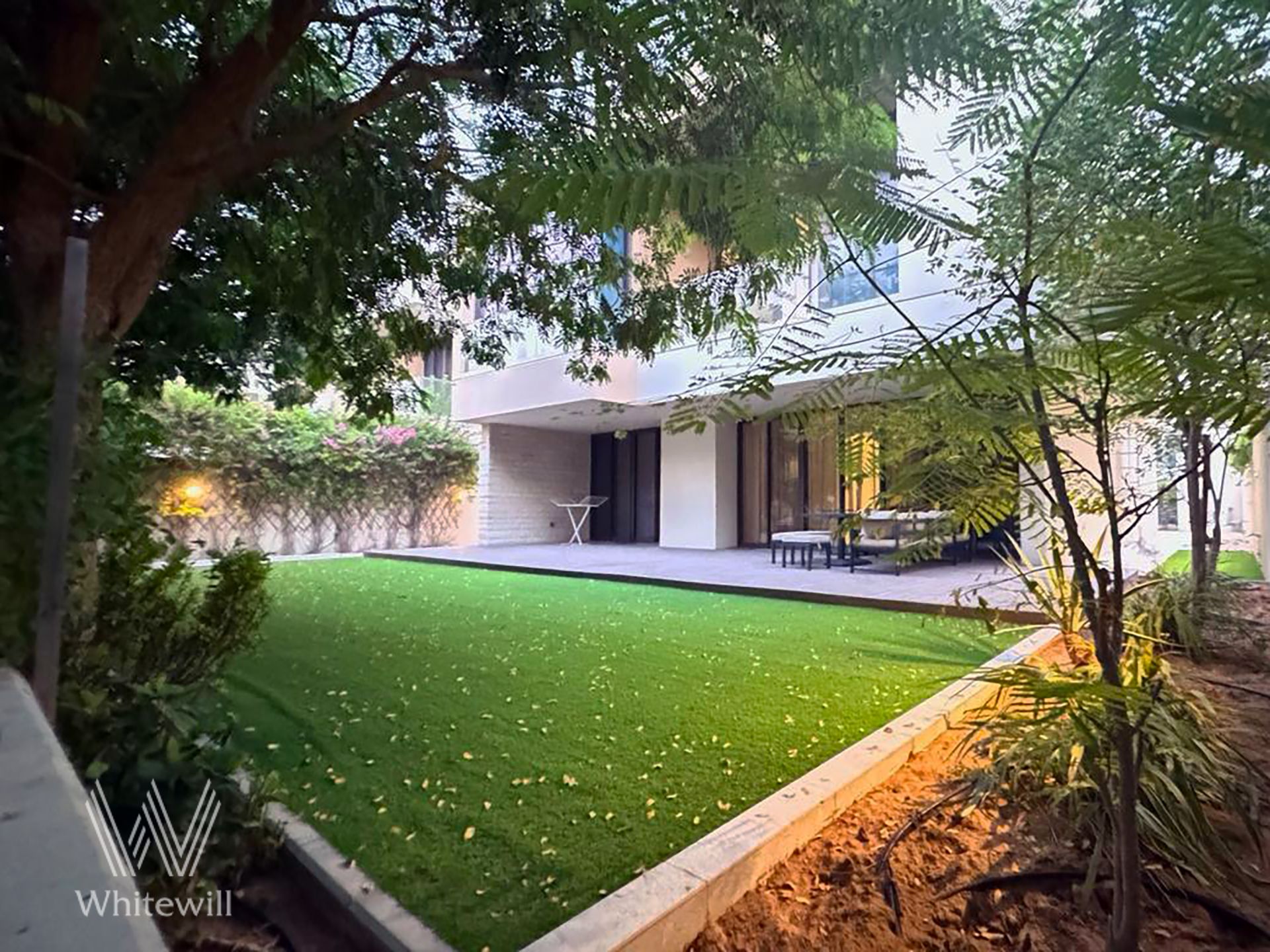 Upgraded 5BR+Maids| Landscaped Garden | Move-in Ready