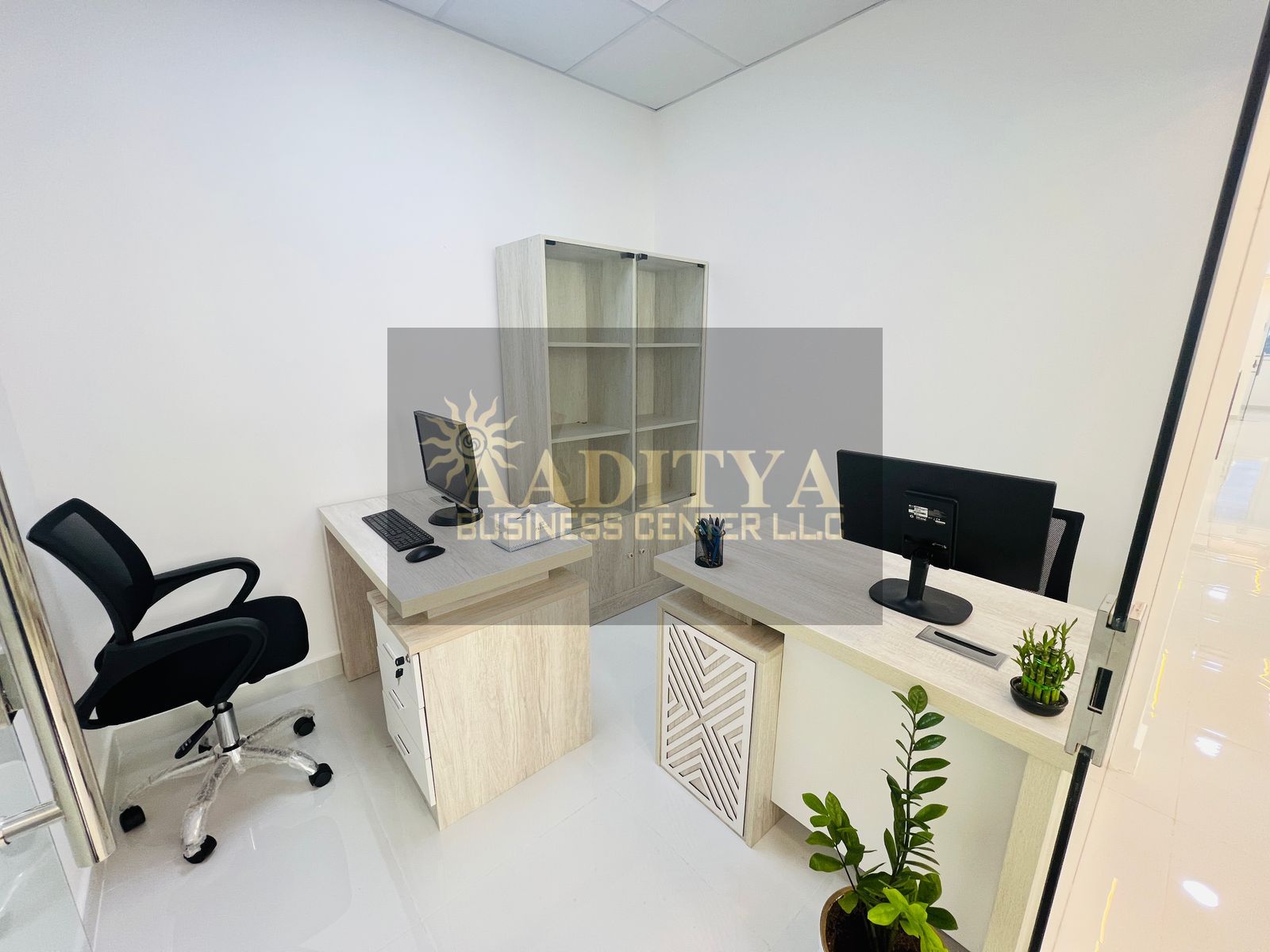 Rent With Us and Experience the Perfect Office Space Solution