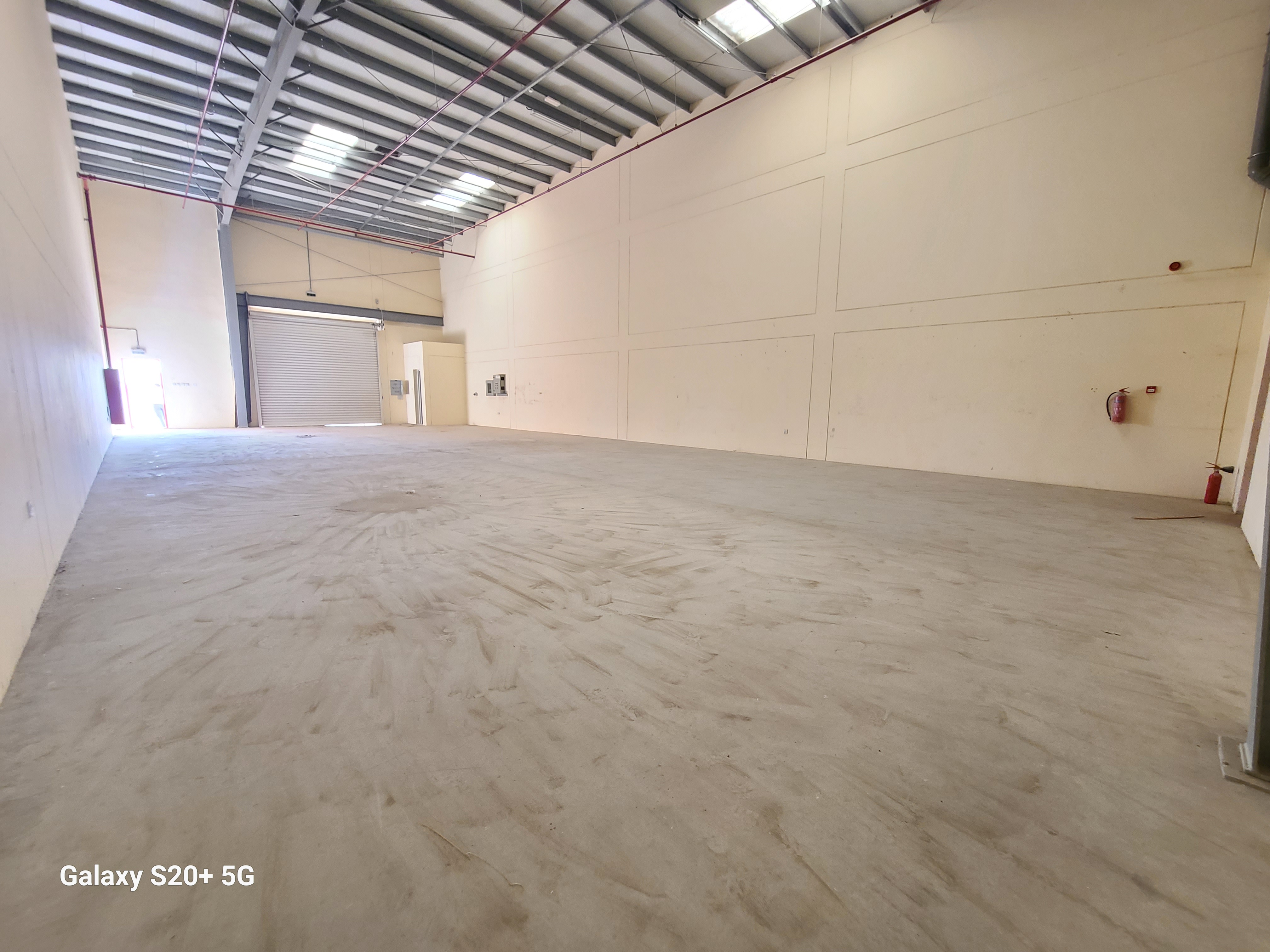 Wherehouse available at road sajja industrial area sharjah