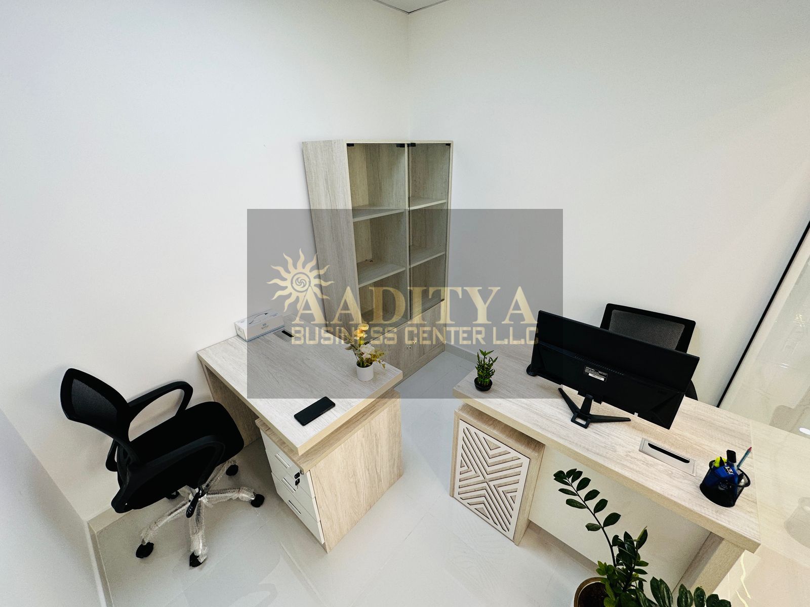 Stylish Office for Rent | Fully Fitted & Spacious| Direct from Owner
