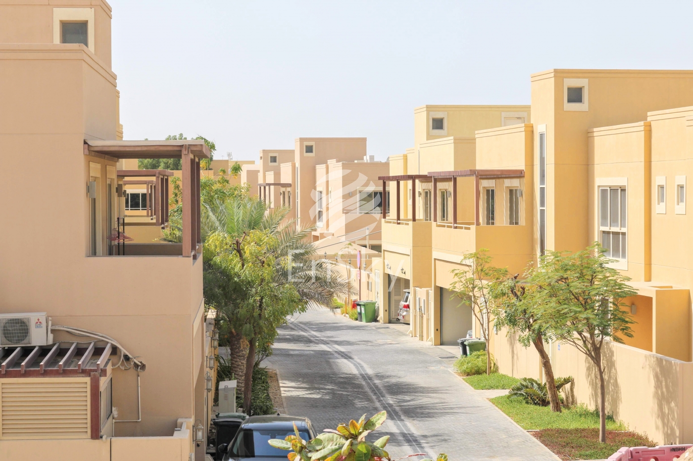 Corner , Single Row ,Prime Location -Raha Gardens