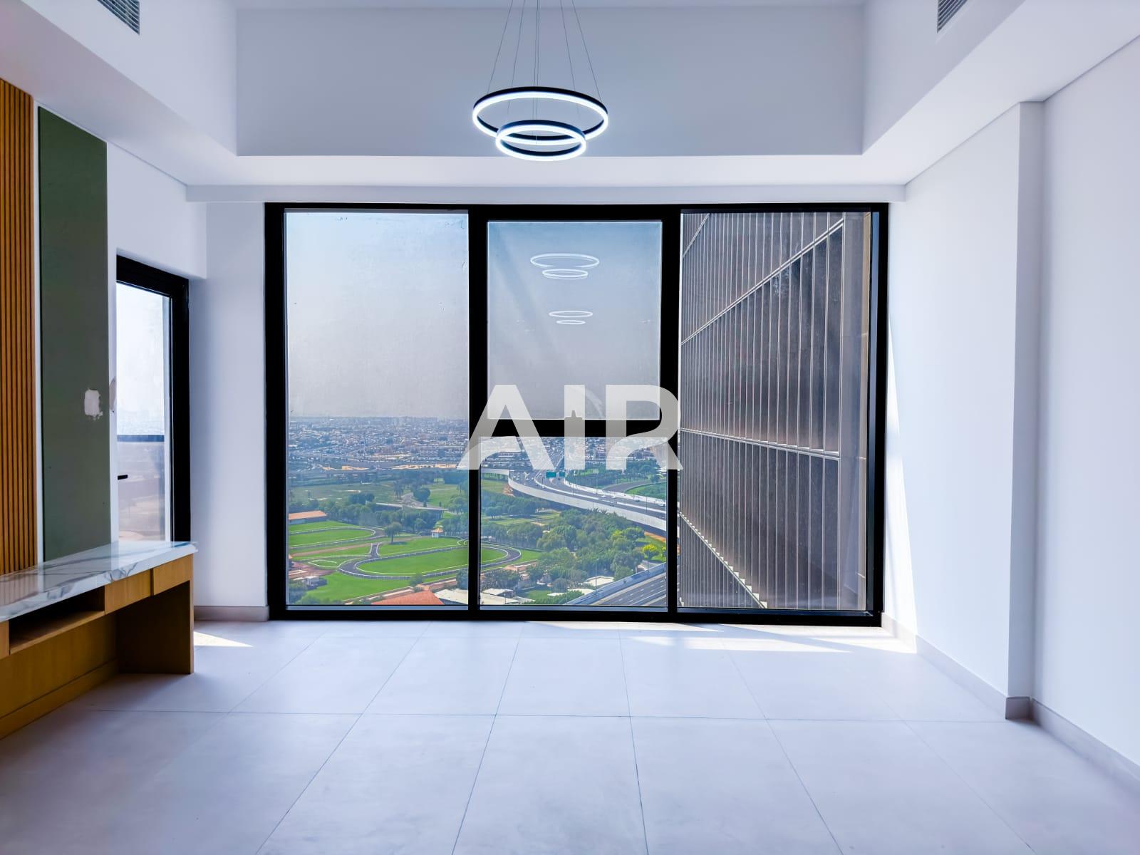 Special offer | Multiple options | Mid floor