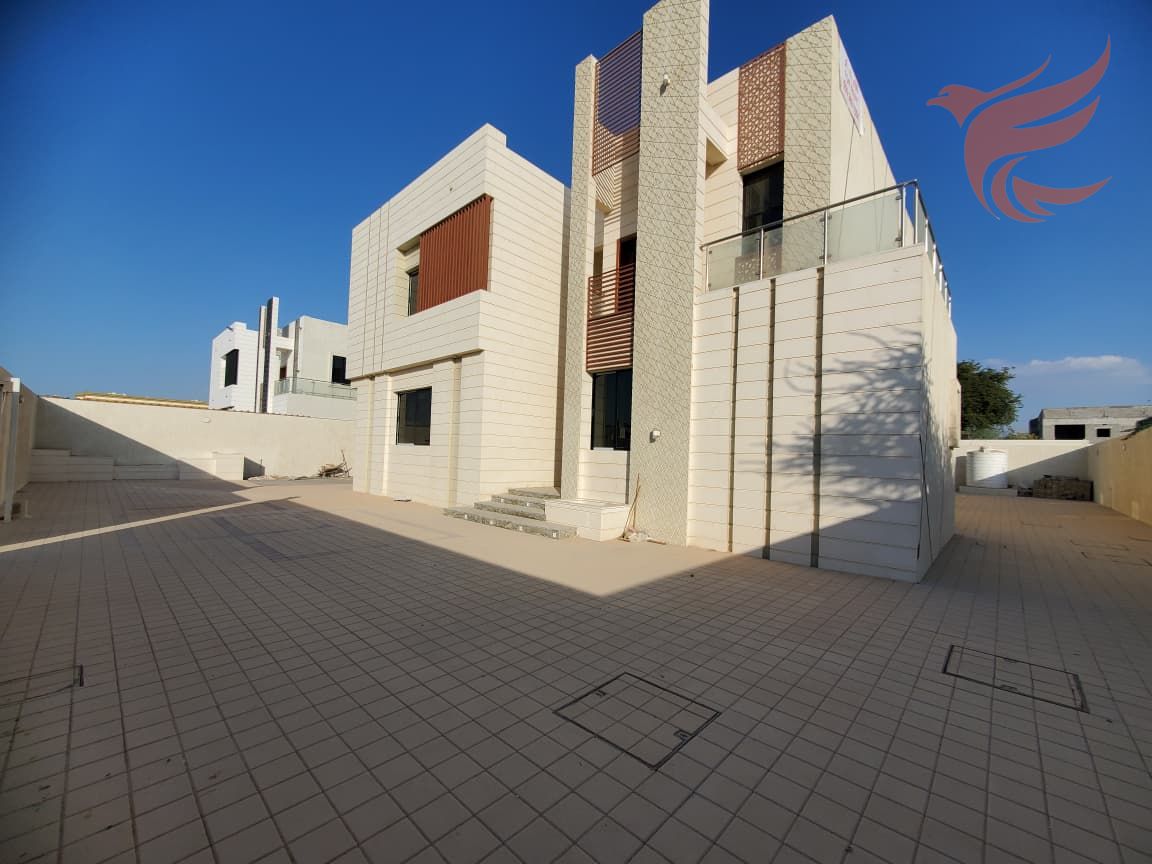 Modern 6BR Villa with Maid Room in Seih Al Uraibi