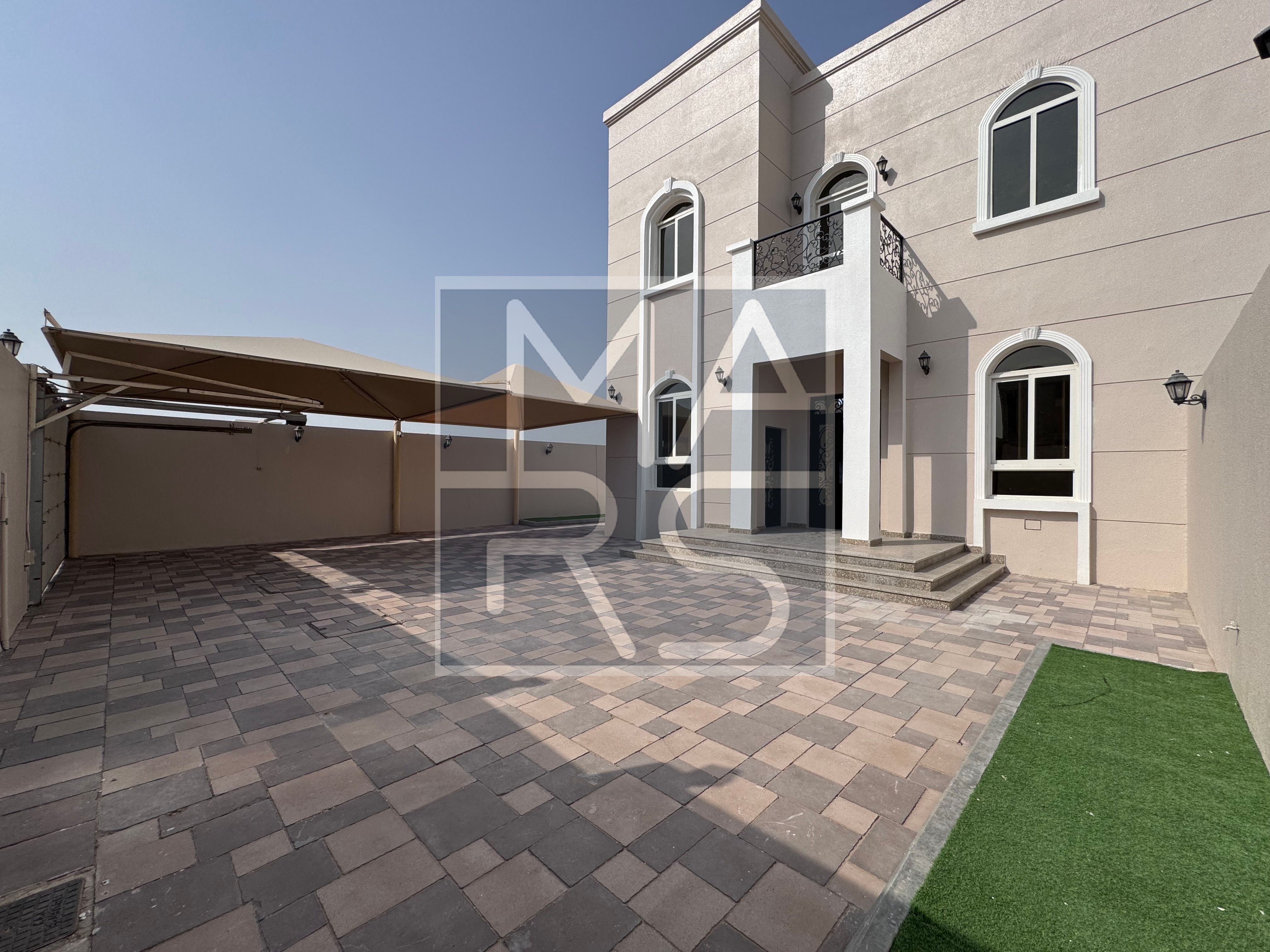Spacious 4 Bedroom Villa With Maids Room | Prime Location Of Hoshi |