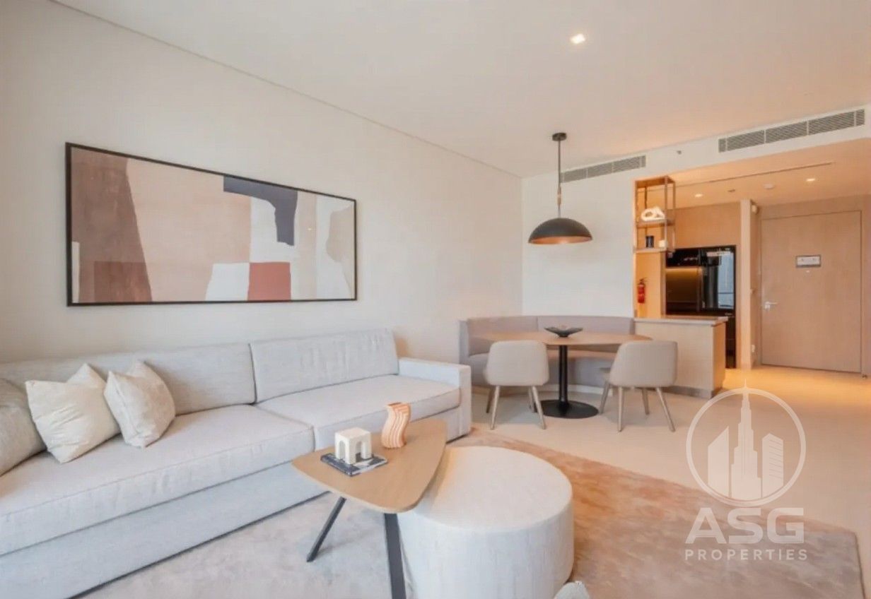 Fully Furnished | 2 Bedroom | Direct Mall Access