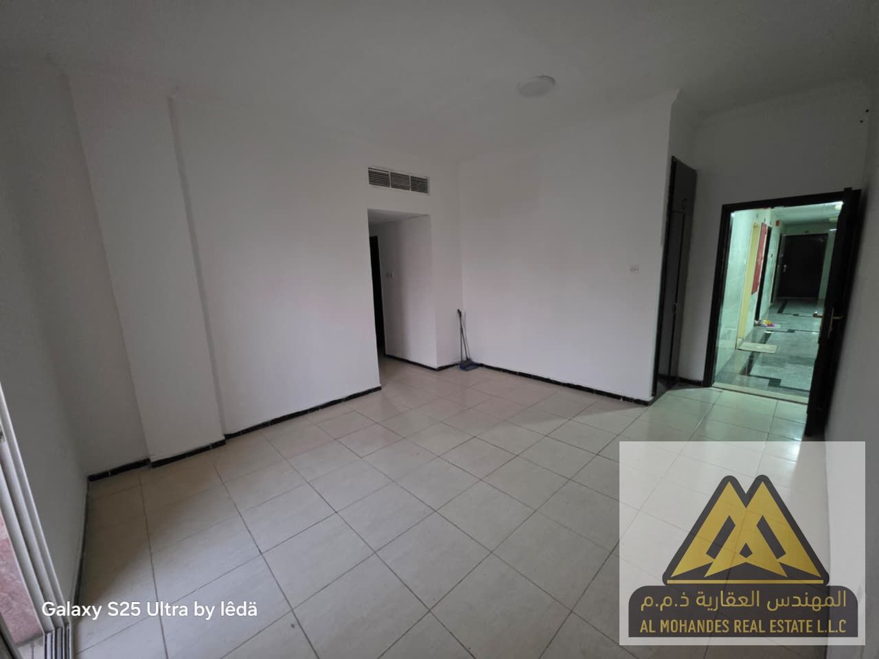 Prime location | Good size | Prime location | Air conditioning | Balcony