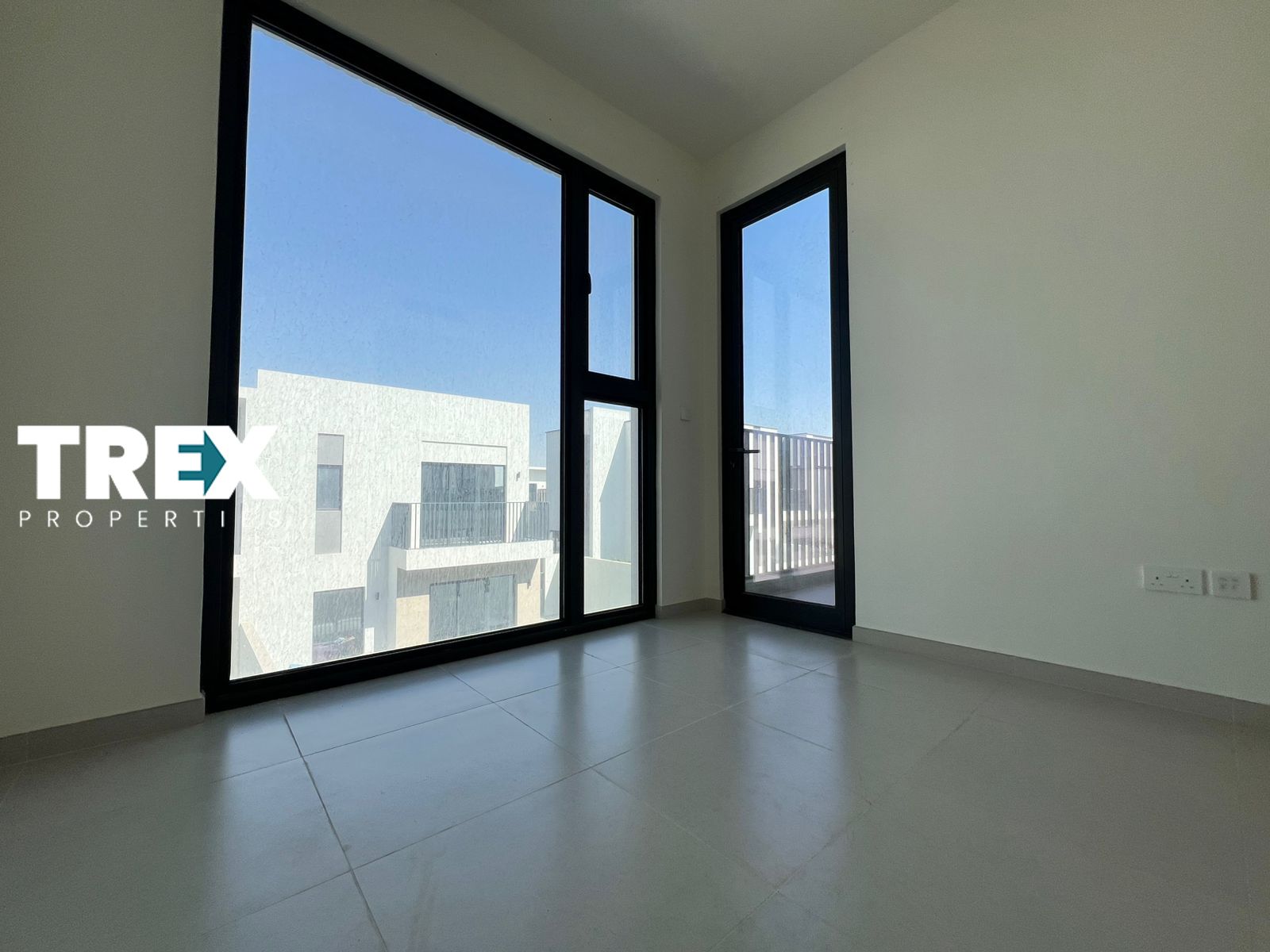 3 Bed Villa | Opposite to Pool | Landscaped