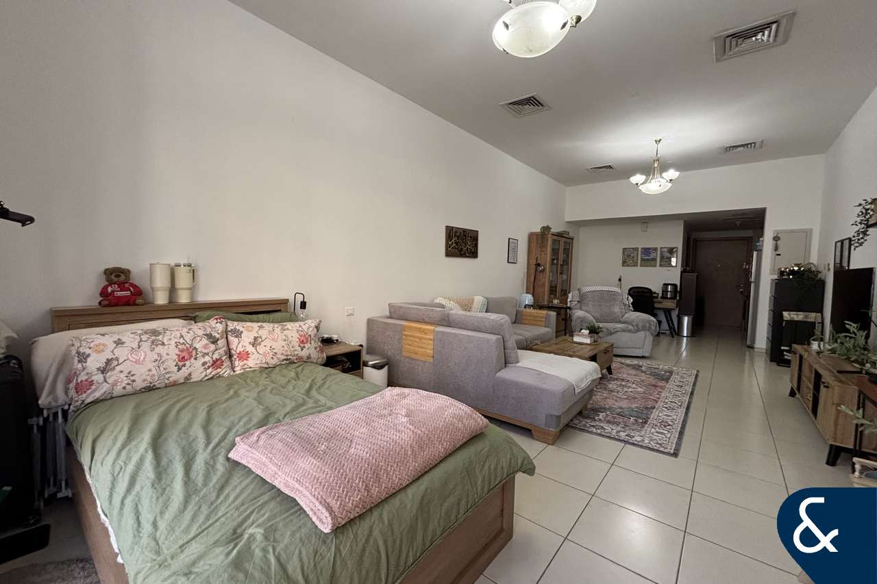 Notice Served | Spacious | Natural Light