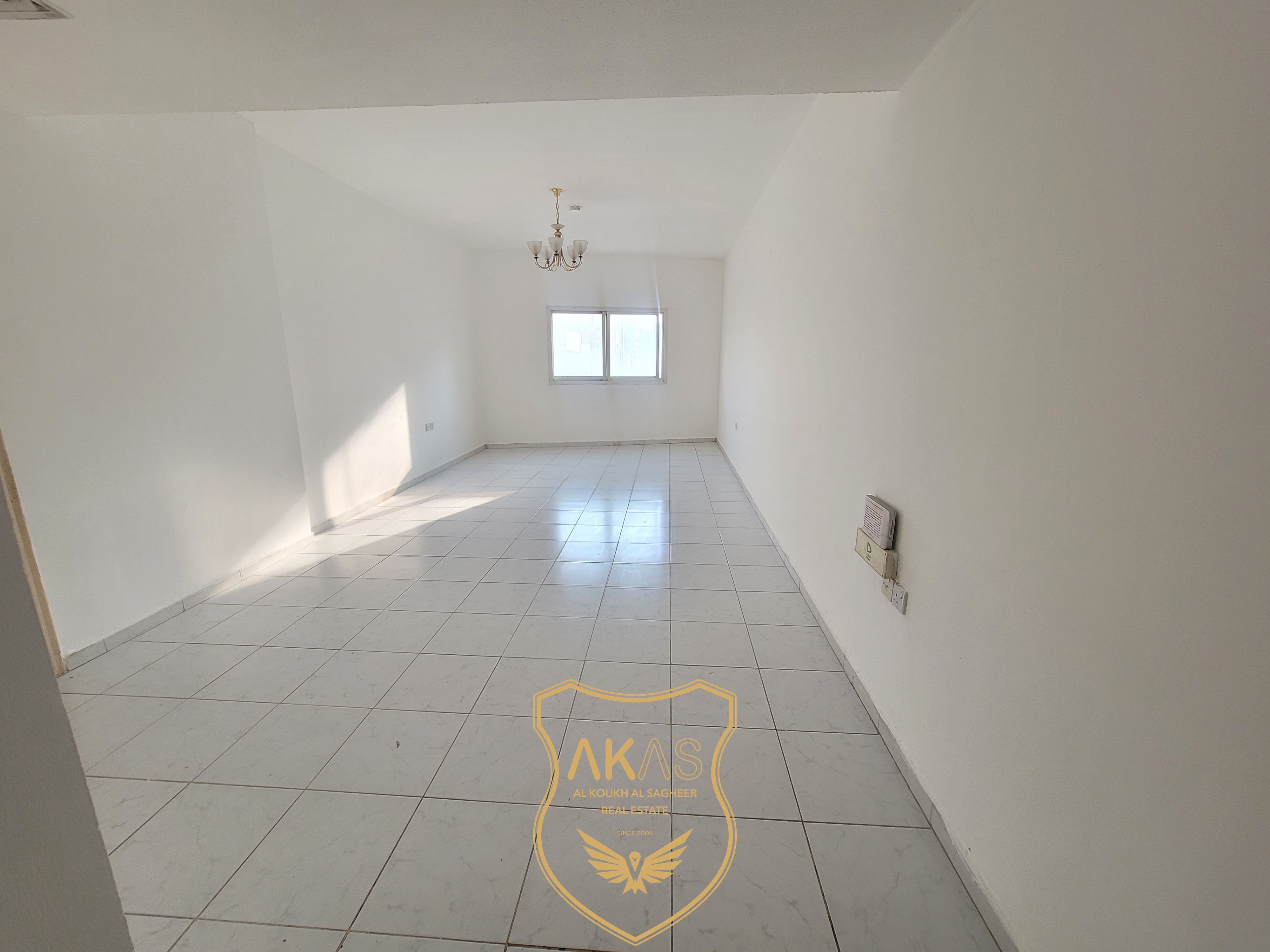 1BHK Spacious Apartment l With Balcony l 2 Washroom l Near Mubarak and Lulu l Family Building l