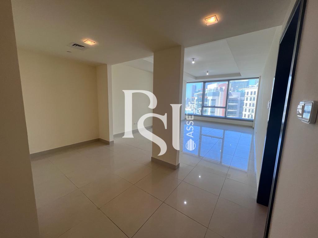 Spacious Unit | Upgraded Kitchen | Prime Location