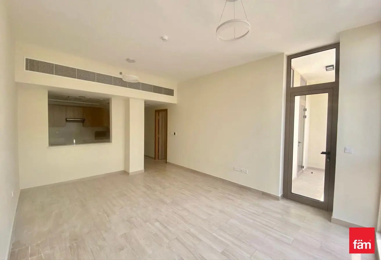Bright | Spacious Layout | Community View