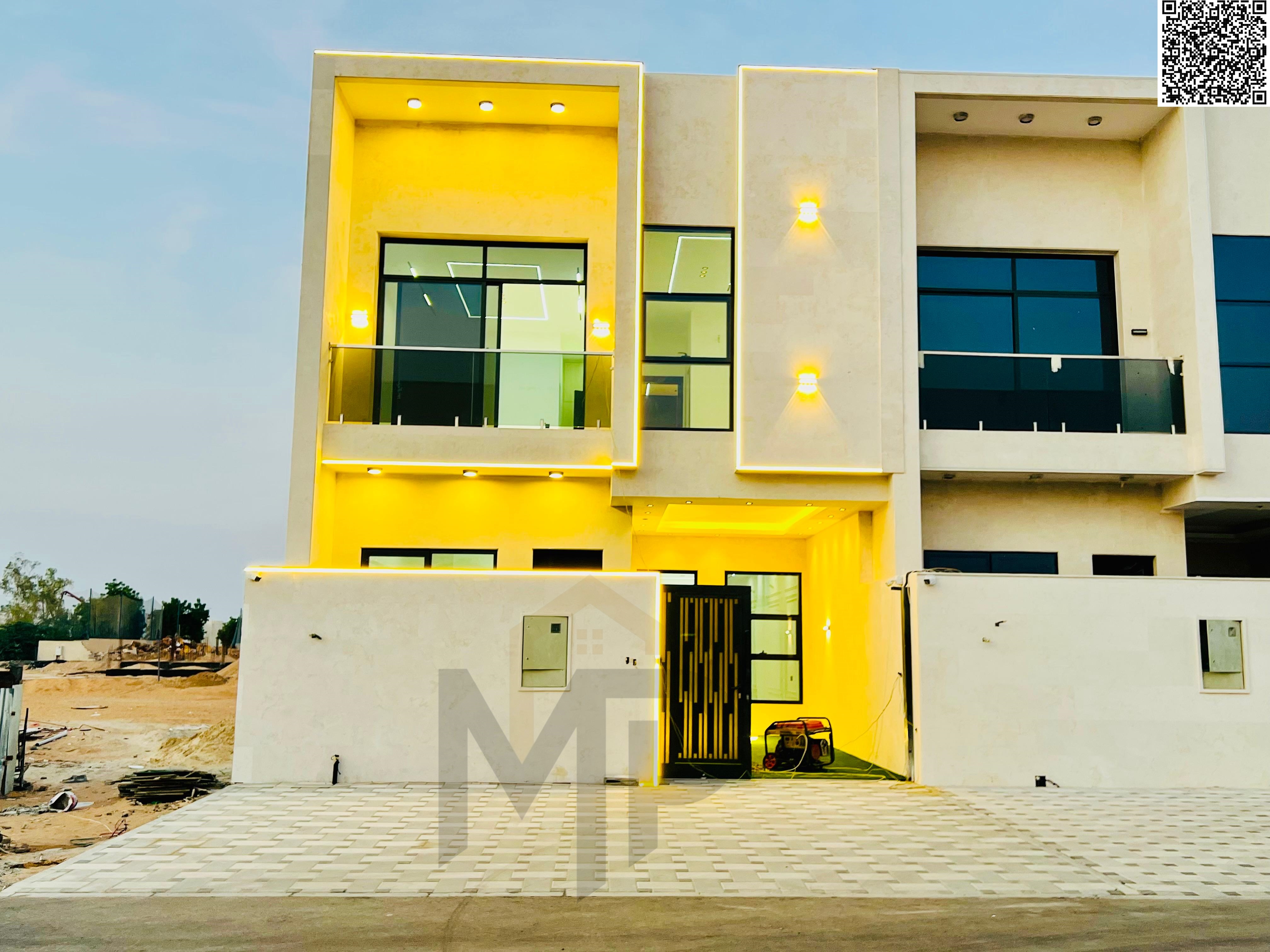 New townhouse for sale in Al Helio 2, Ajman, in a prime location, registration fees included.