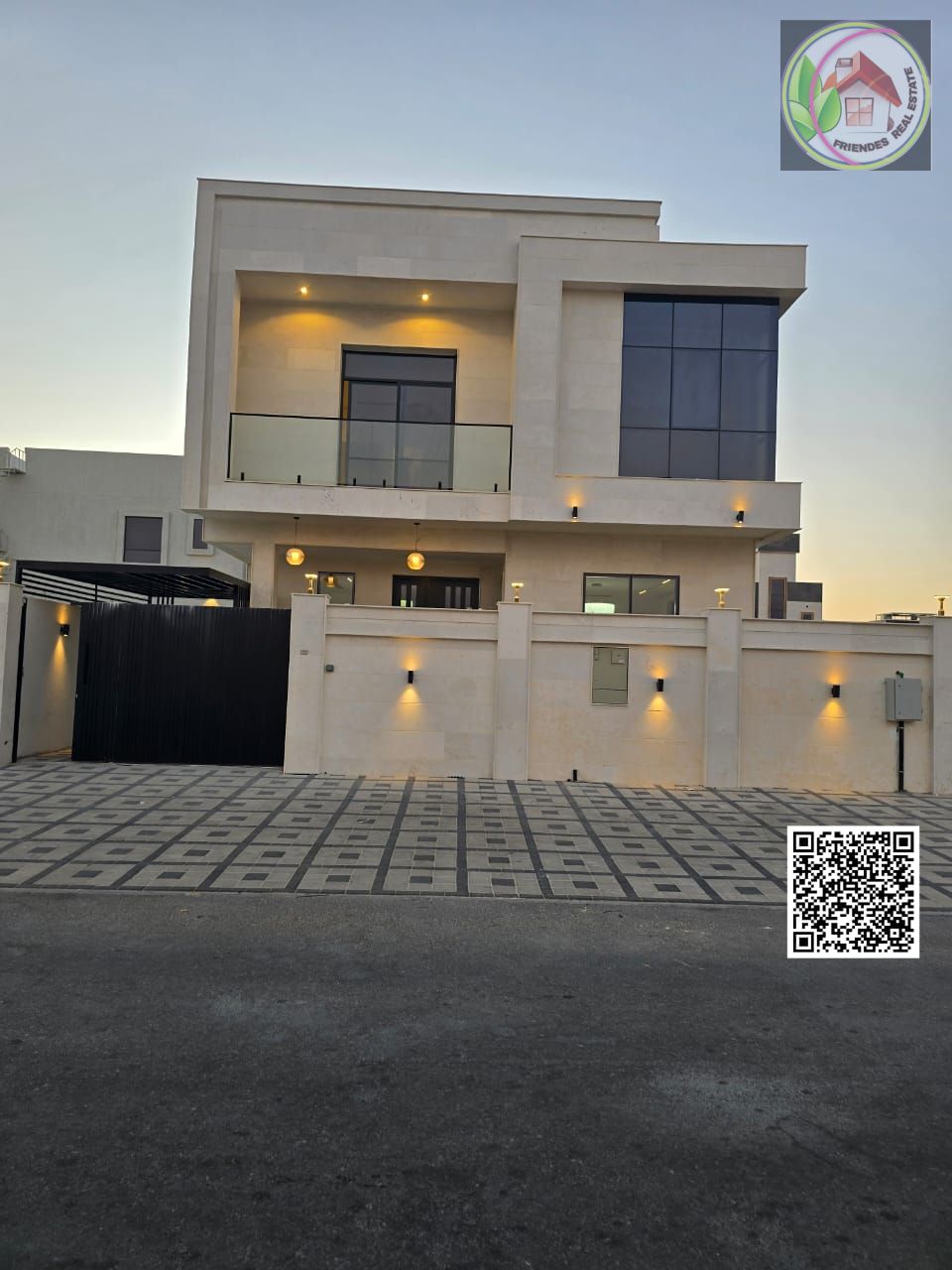 For sale: A very luxurious villa in Al Yasmin neighborhood, opposite a park, with electricity and water included.