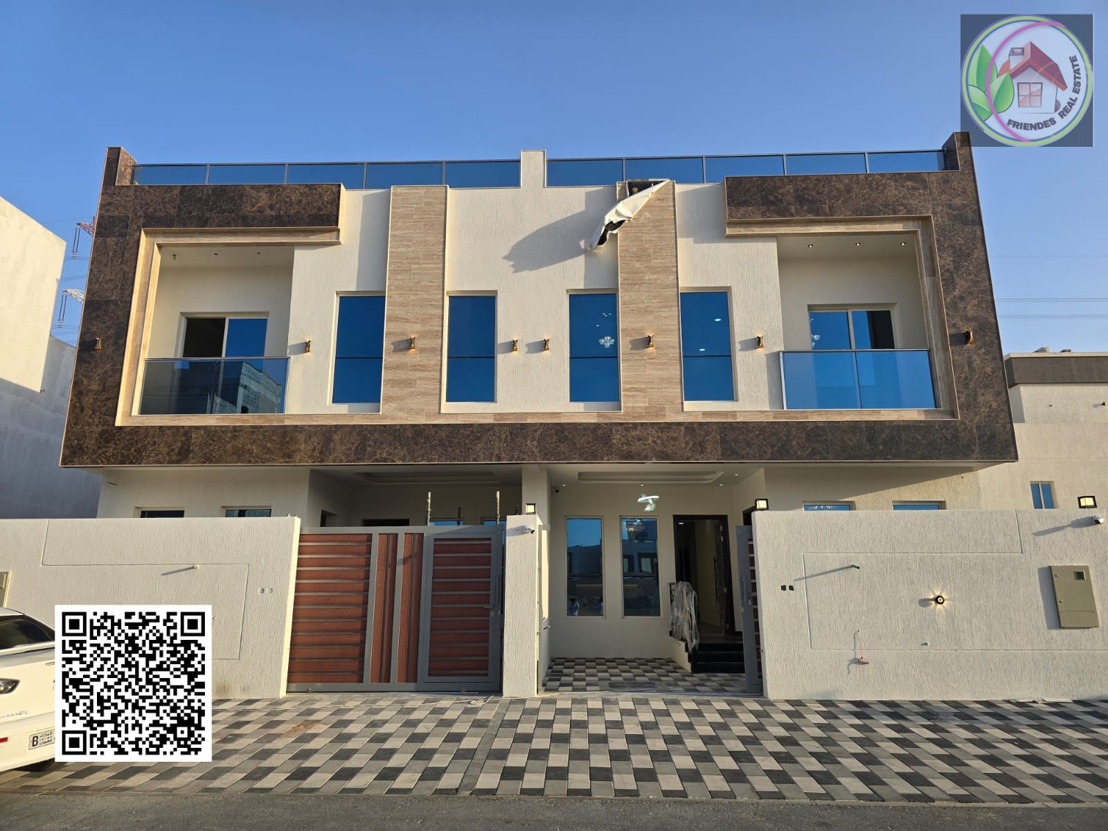 Villa for sale with a distinctive finish in a strategic location.