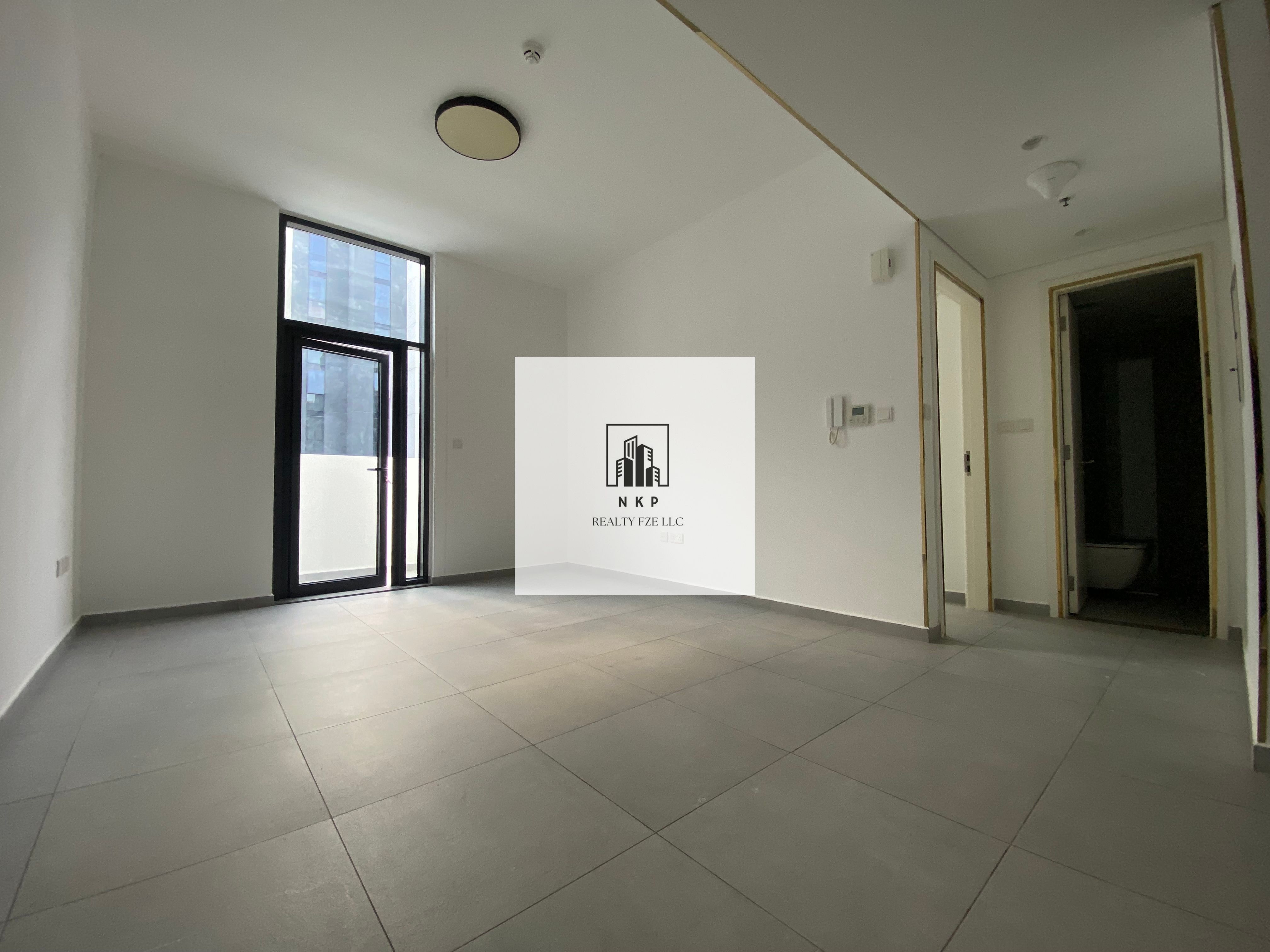 Specious luxury one bedroom apartment for sale in Al Jada