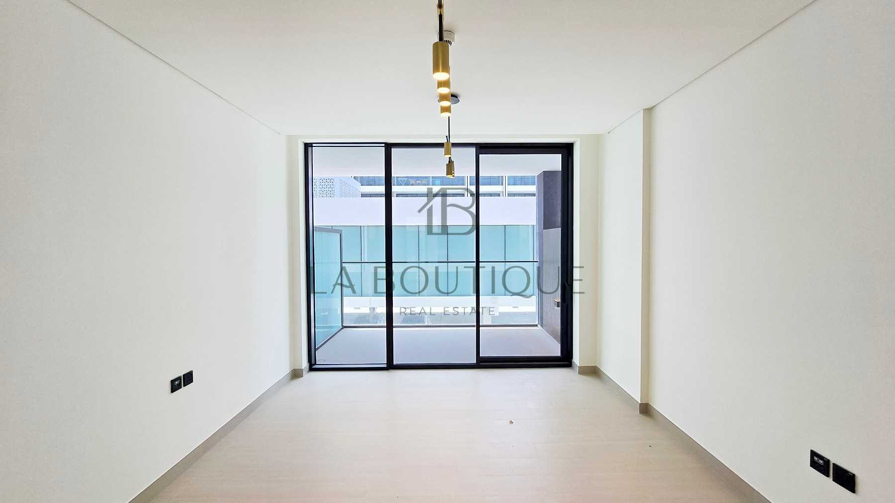 Brand New| Vacant | Luxury living