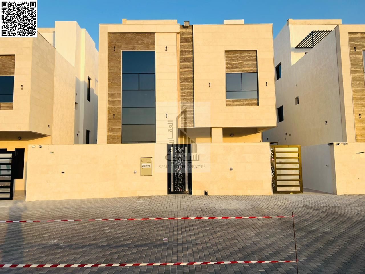Villa for Sale in Al-Haliyo Consisting of: 7 Master Bedrooms • Majlis with Bathroom • Living Room with Bathroom • Main Kitchen • Maid's Room •