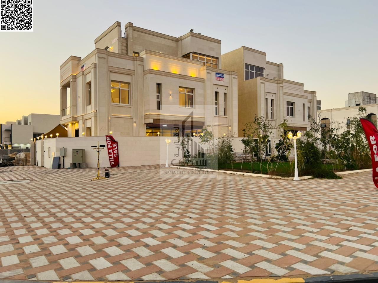 Villa for Sale in Al-Haliyo 2 Consisting of: 6 Master Bedrooms • Majlis with Bathroom • Living Room with Bathroom • Main Kitchen • Maid's Room •