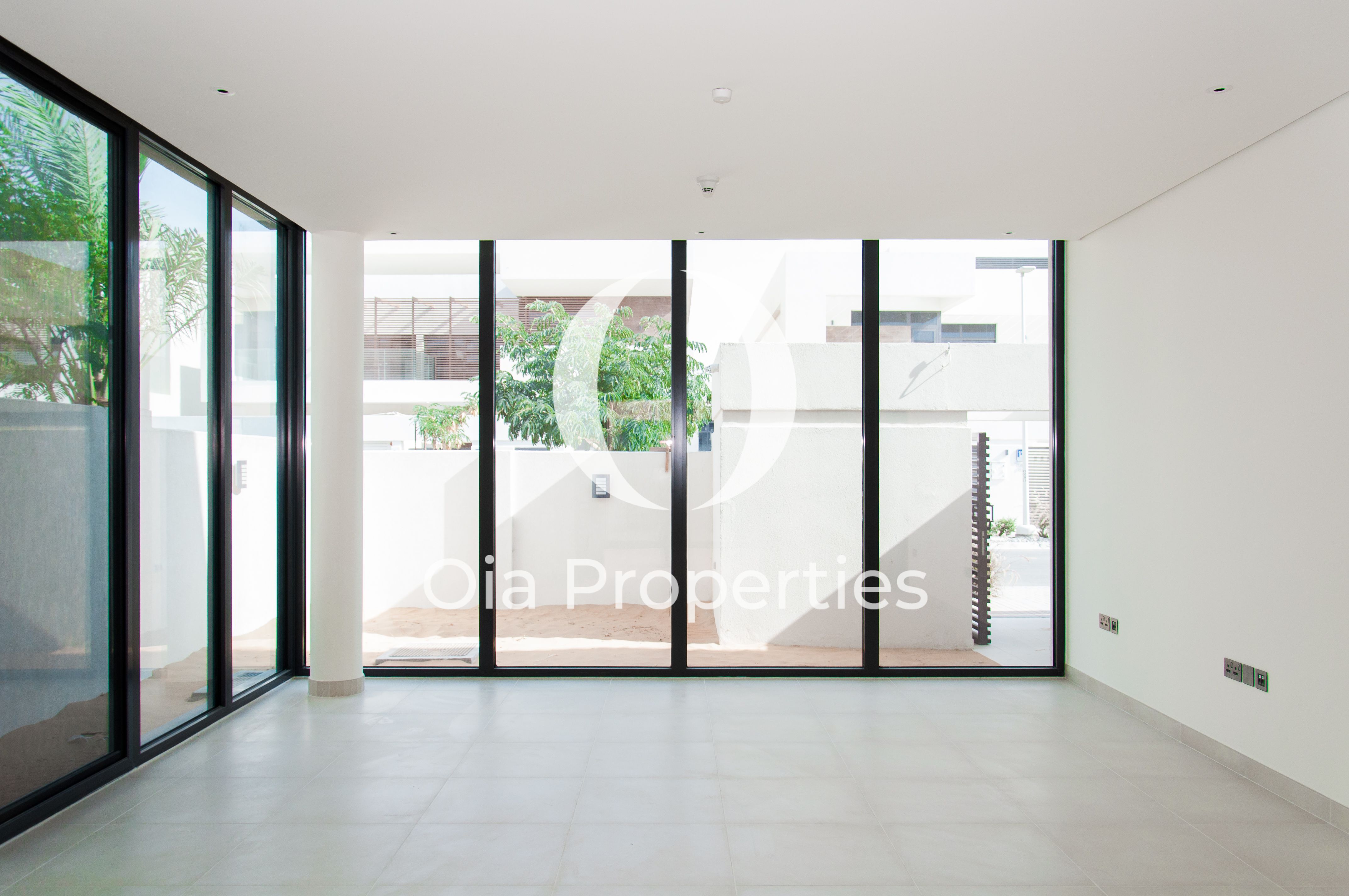 Private Big Garden | Corner Villa | Prime Location