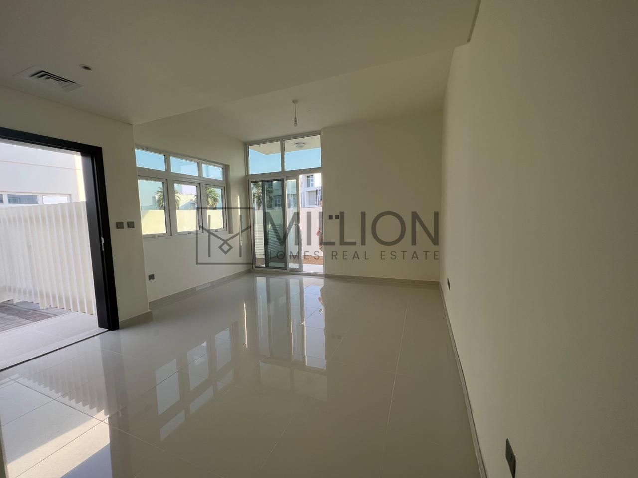 3BR Townhouse with Maid Room, Corner Unit