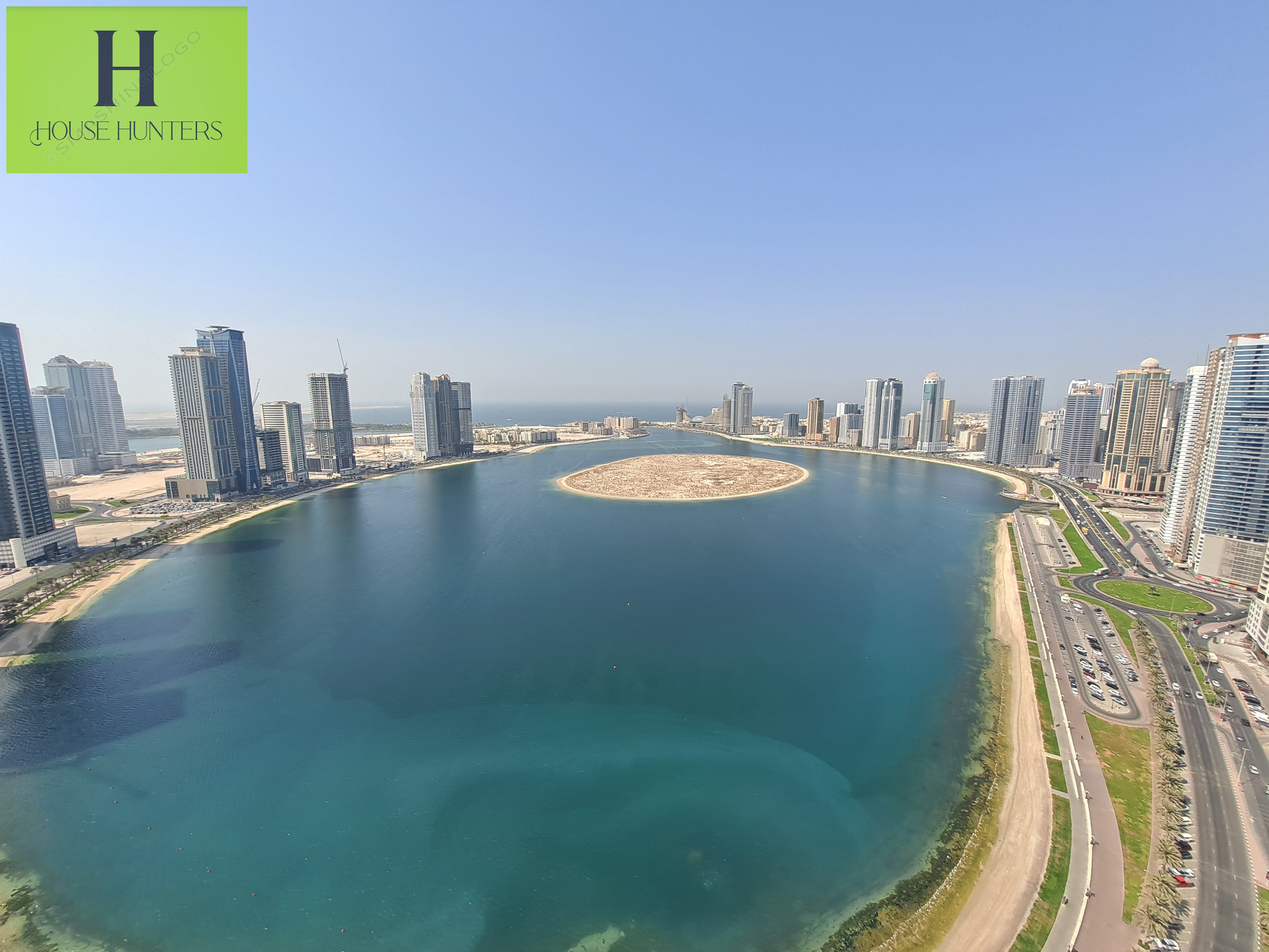 Luxury 2bhk with parking, balcony, sea view and gym pool