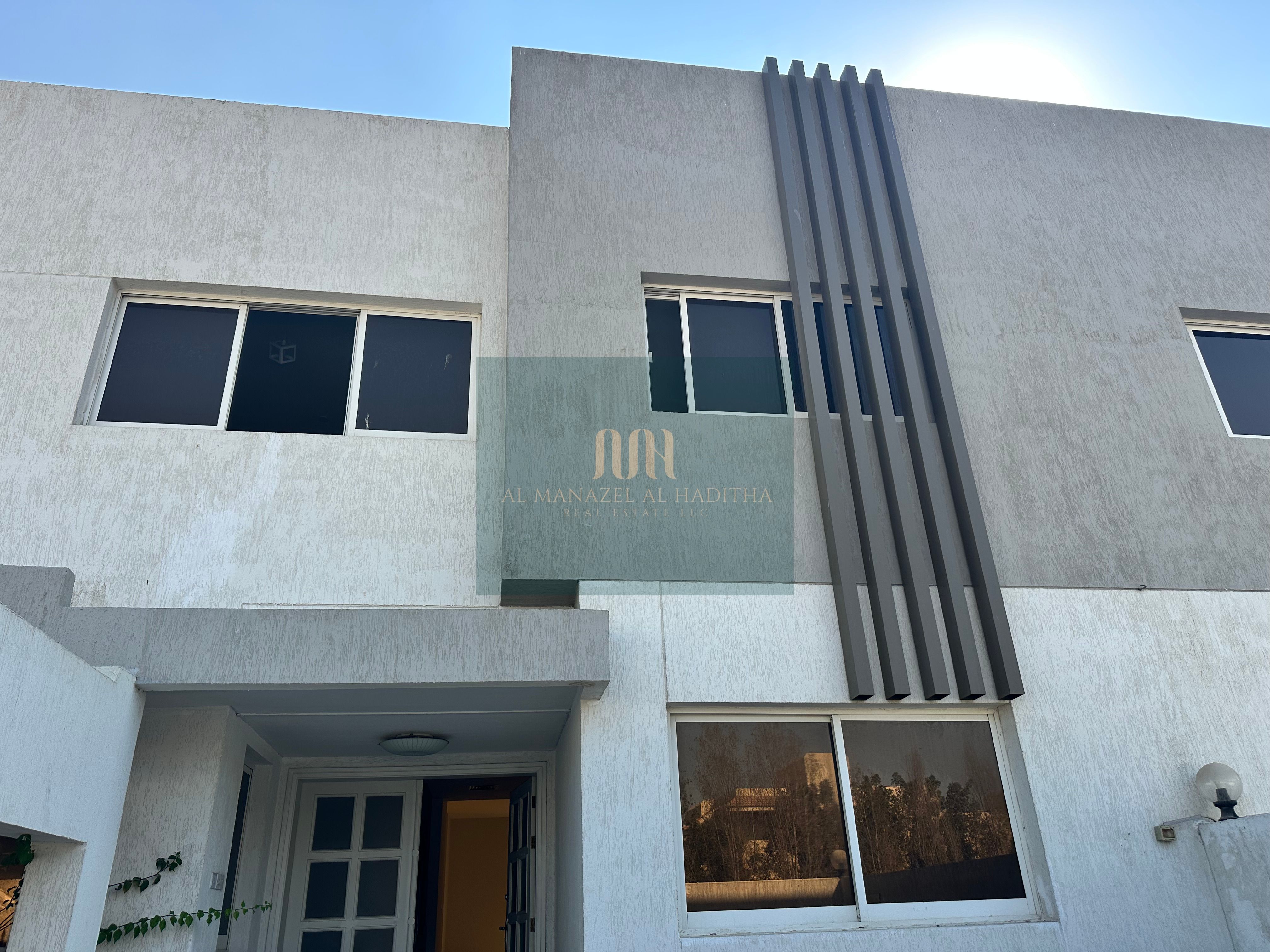 SEMI DETACHED 4BR VILLA | INCLUDES MAID’S & STUDY ROOM