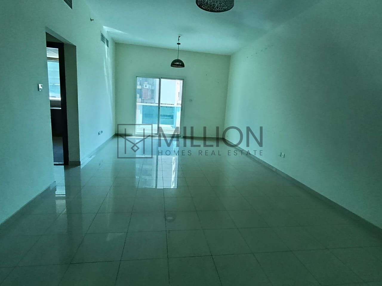 2BR Apt with Maid Room for Rent|Al Waleed Oasis 2