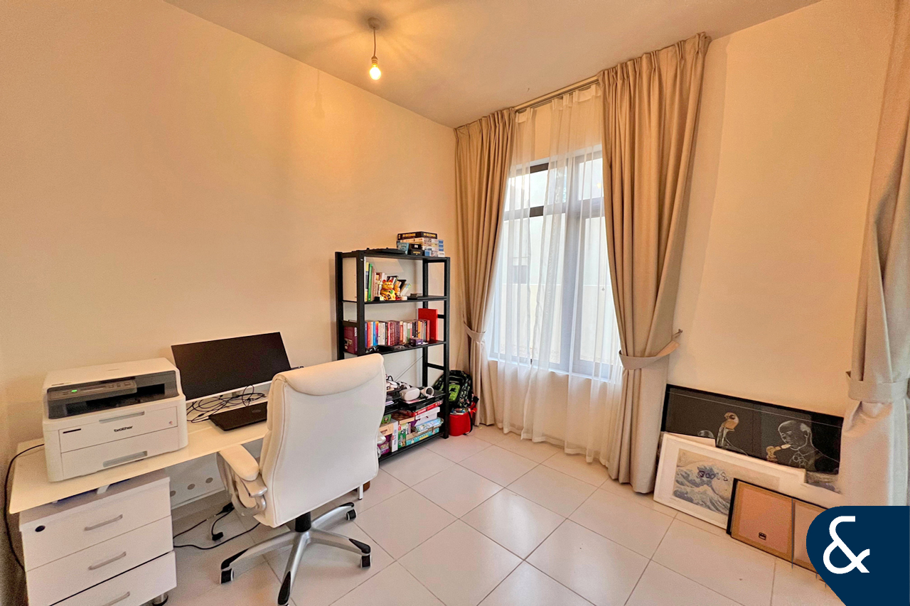 Type B | Corner Plot | Garden | Must See