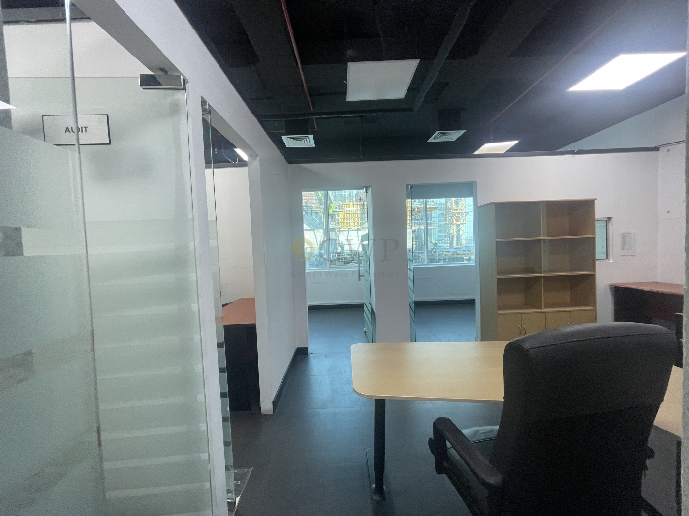 Fitted with partitions | 2 -Toilets and Pantry