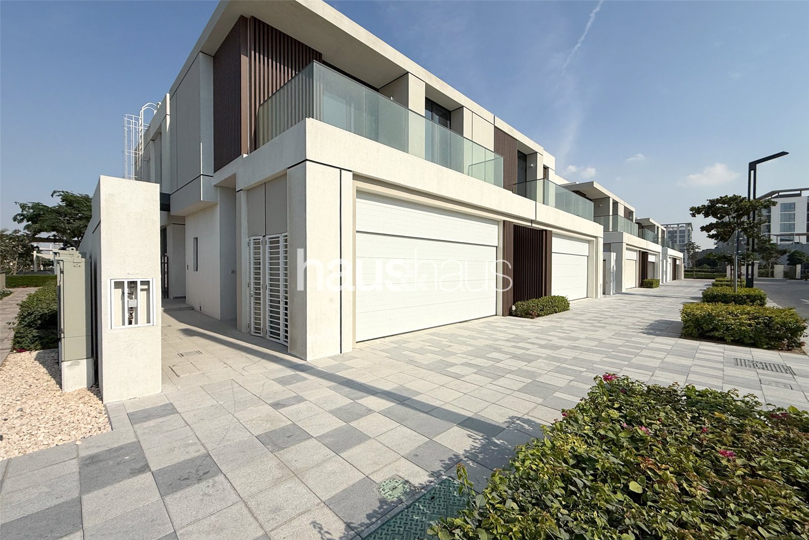 Corner Unit | Close to Amenities | Burj Views