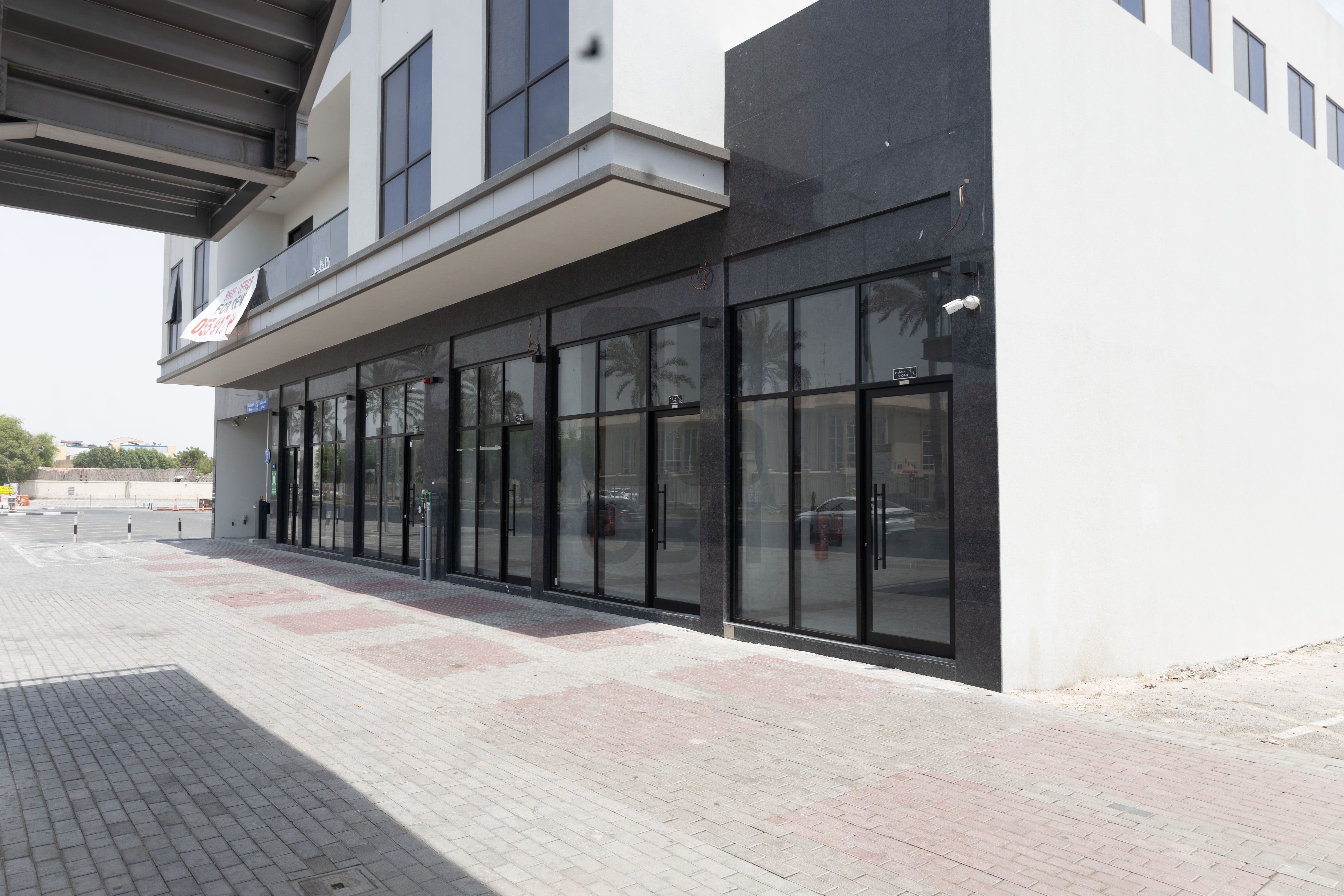 Best For Restaurant - Prime Retail Shop for Rent – Al Muteena, Deira