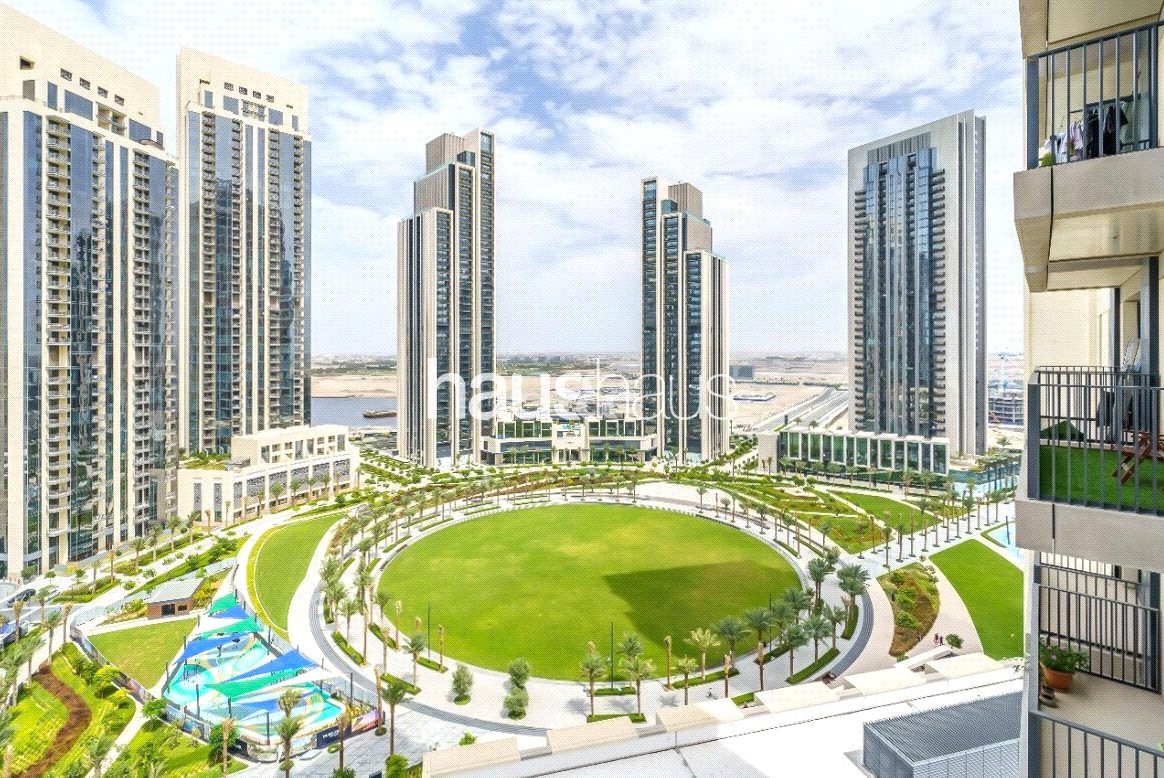 Sought After | Park Views | Spacious Layout