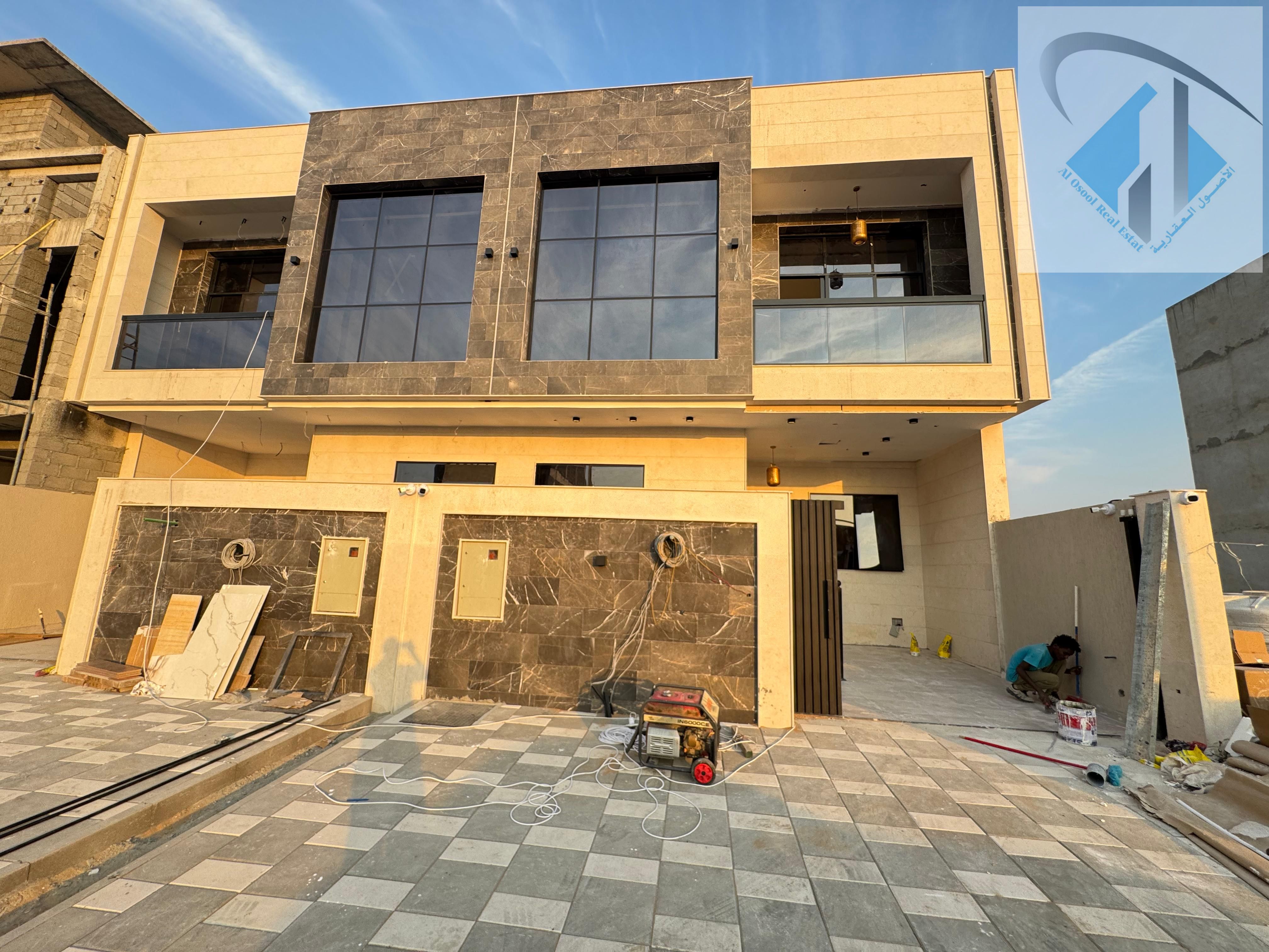 Villa for sale at a special price: 5 master bedrooms, super deluxe finishing, freehold ownership,