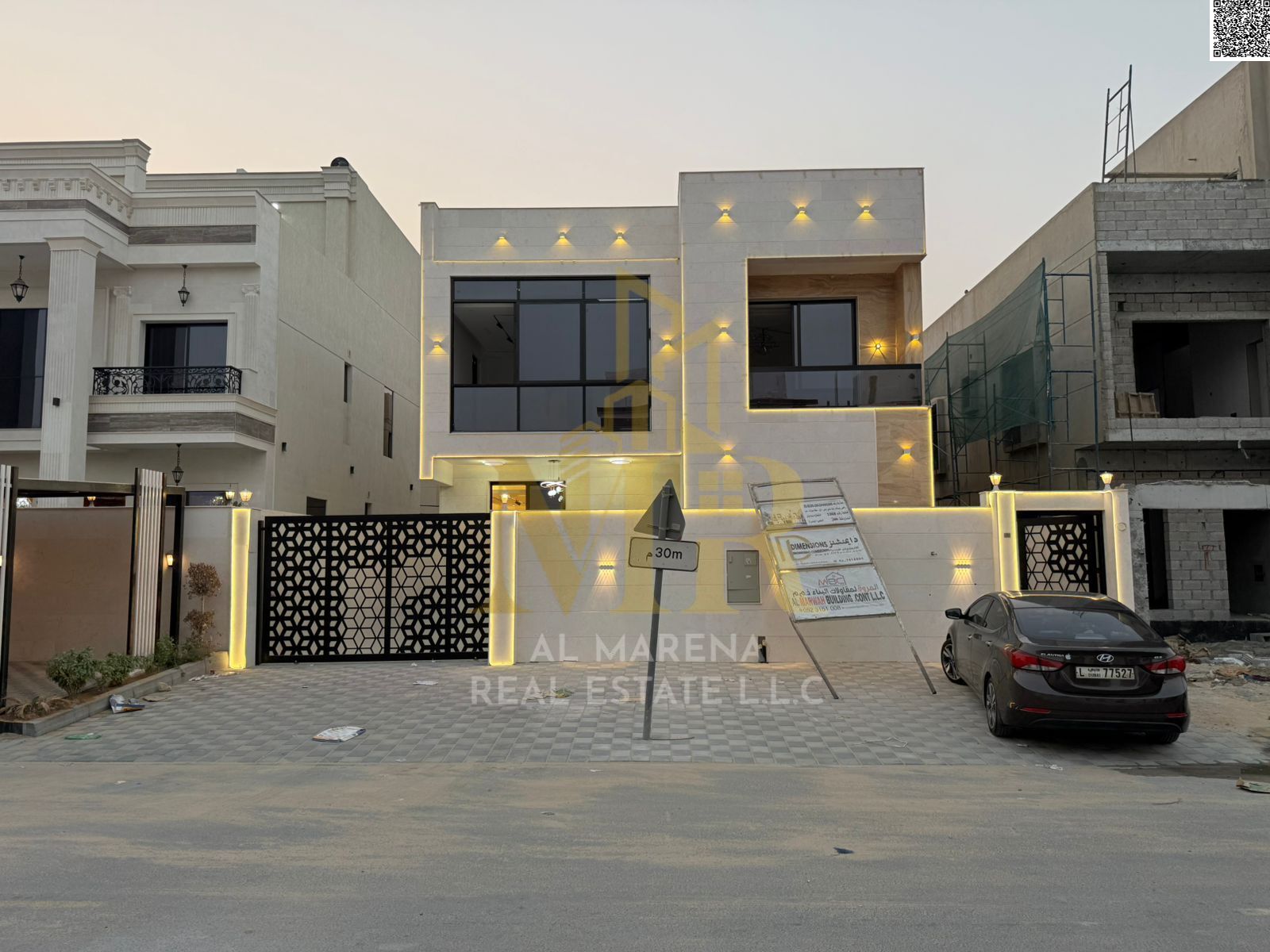 Luxury villa for sale in Al-Amrah – Deluxe finishing with a private pool, price includes registration and freehold ownership.