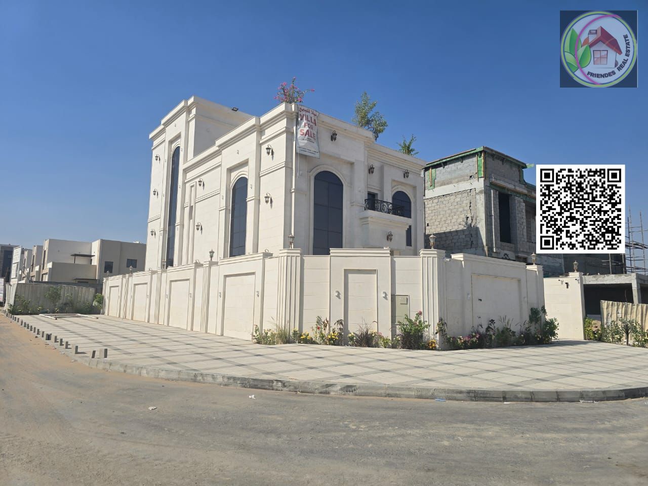 Luxurious Classic Villa – Seven Bedrooms – Full Stone Facade – Spacious Land Area