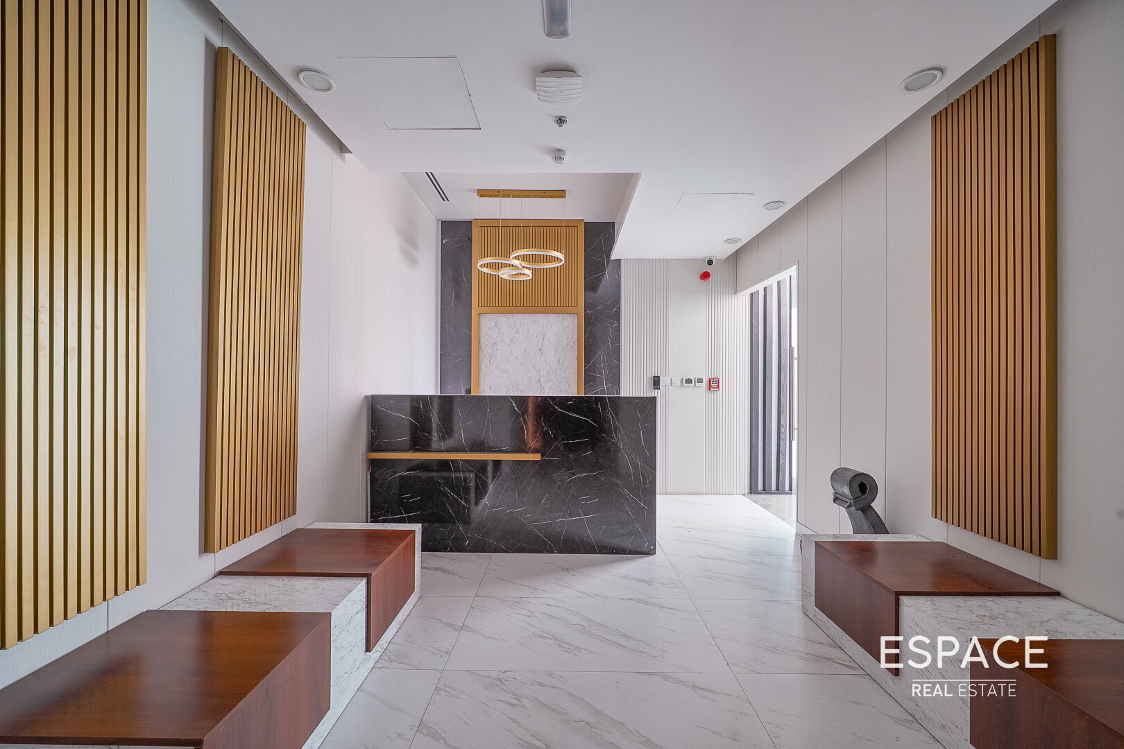 Fitted | Vacant | Near Metro