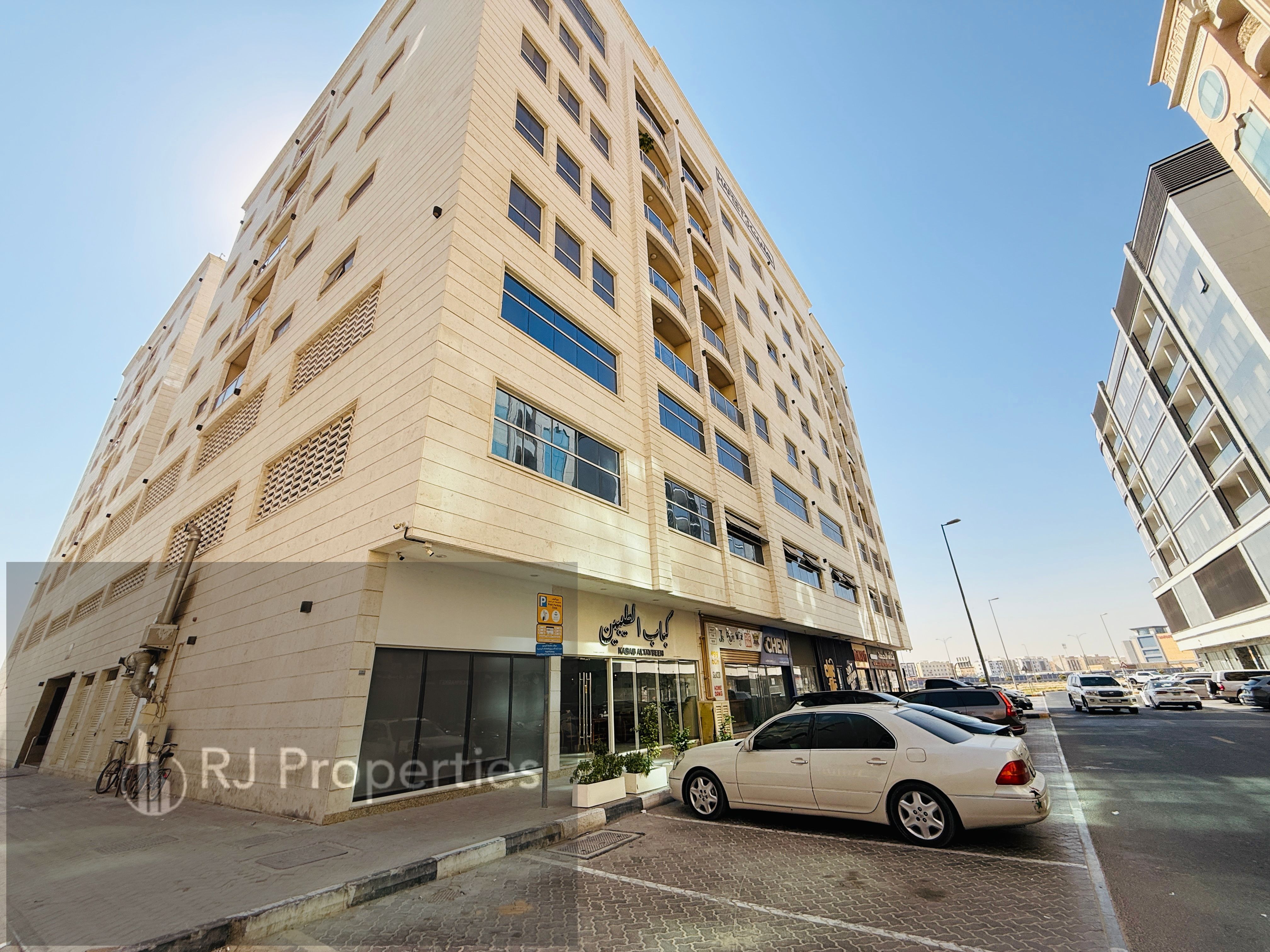 Luxury 2BHK in new muwliha no commission near school aera