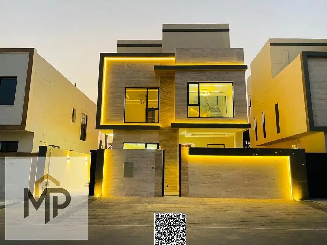 Your golden opportunity to own a modern villa with 4 bedrooms and 3 living rooms - including fees and air conditioning, with a rooftop overlooking a g