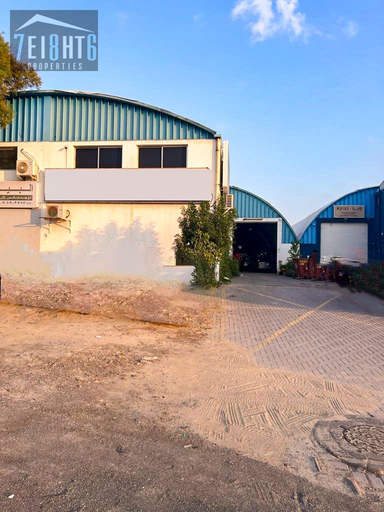 Vastu compliant || Spacious || Easy access || warehouse || Suitable for garage