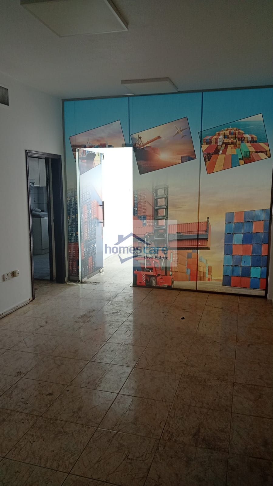 SPACIOUS OFFICE FOR RENT