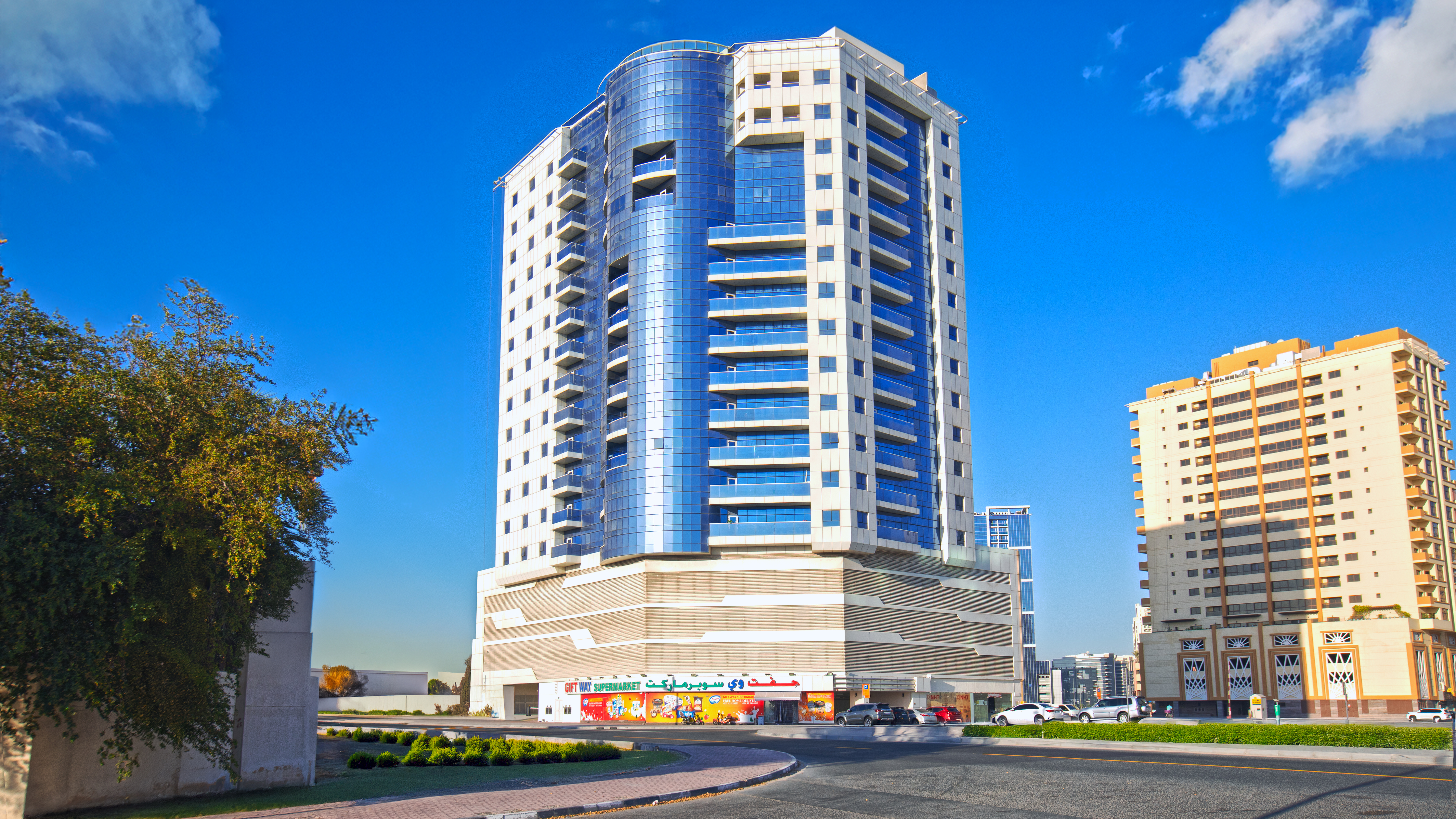 2 BHK Apartment | Balcony | Suhail Tower