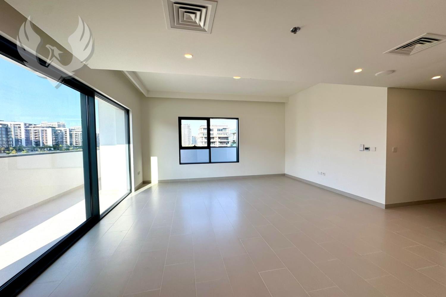 Unique layout 3BR | | Full Park View