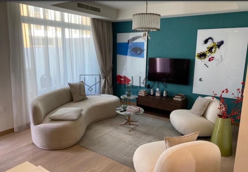 3BR Home with Private Garden in Avencia
