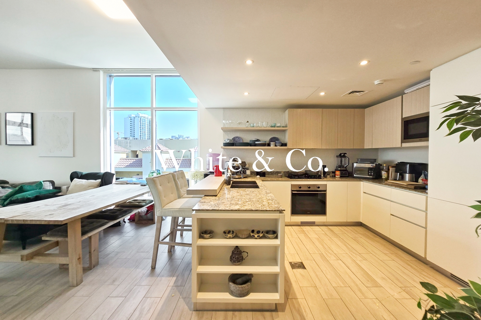 ELLINGTON | PREMIUM QUALITY | CORNER UNIT