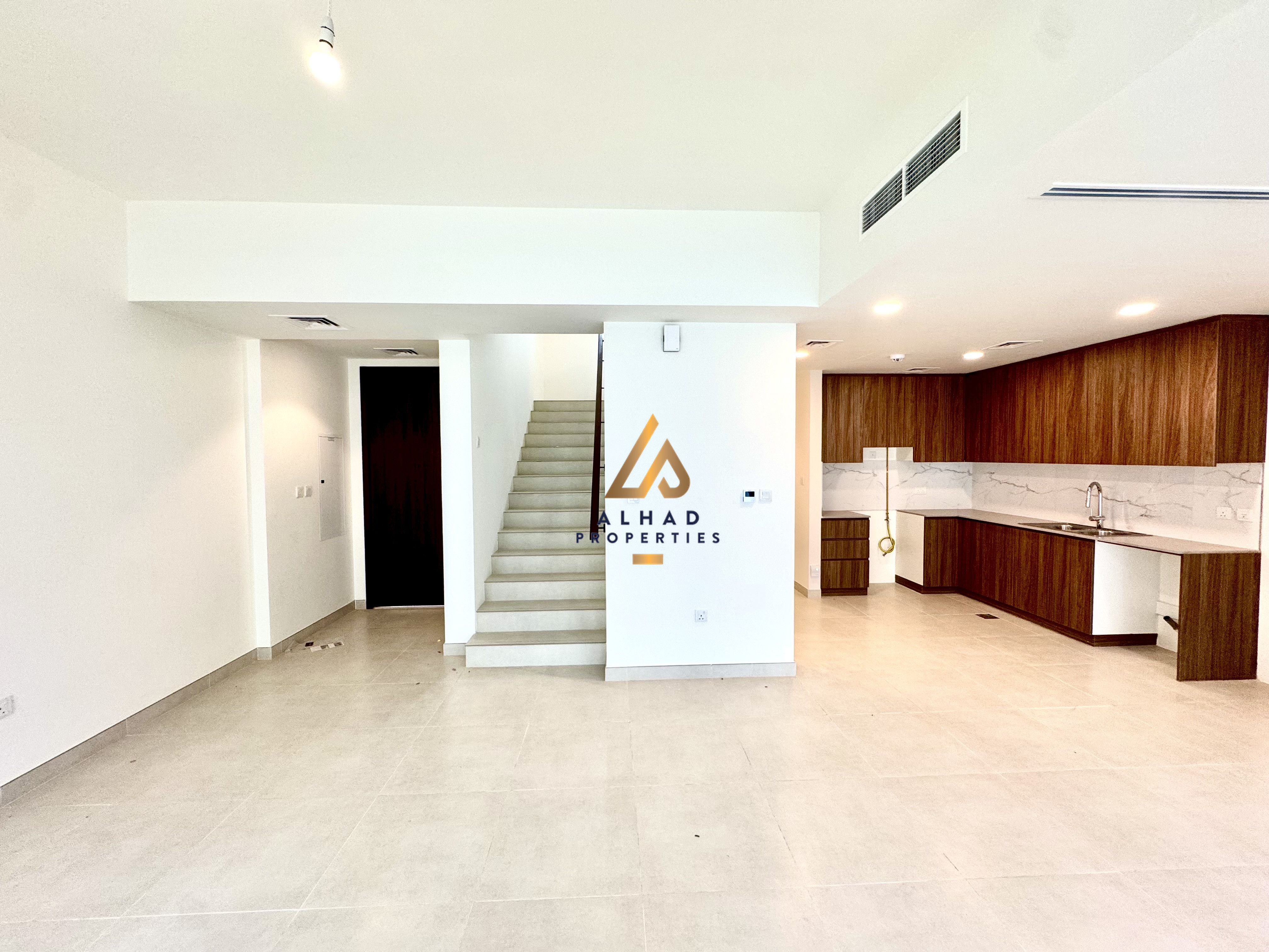 Flexible Cheques Brand New 3BR + Maid modern