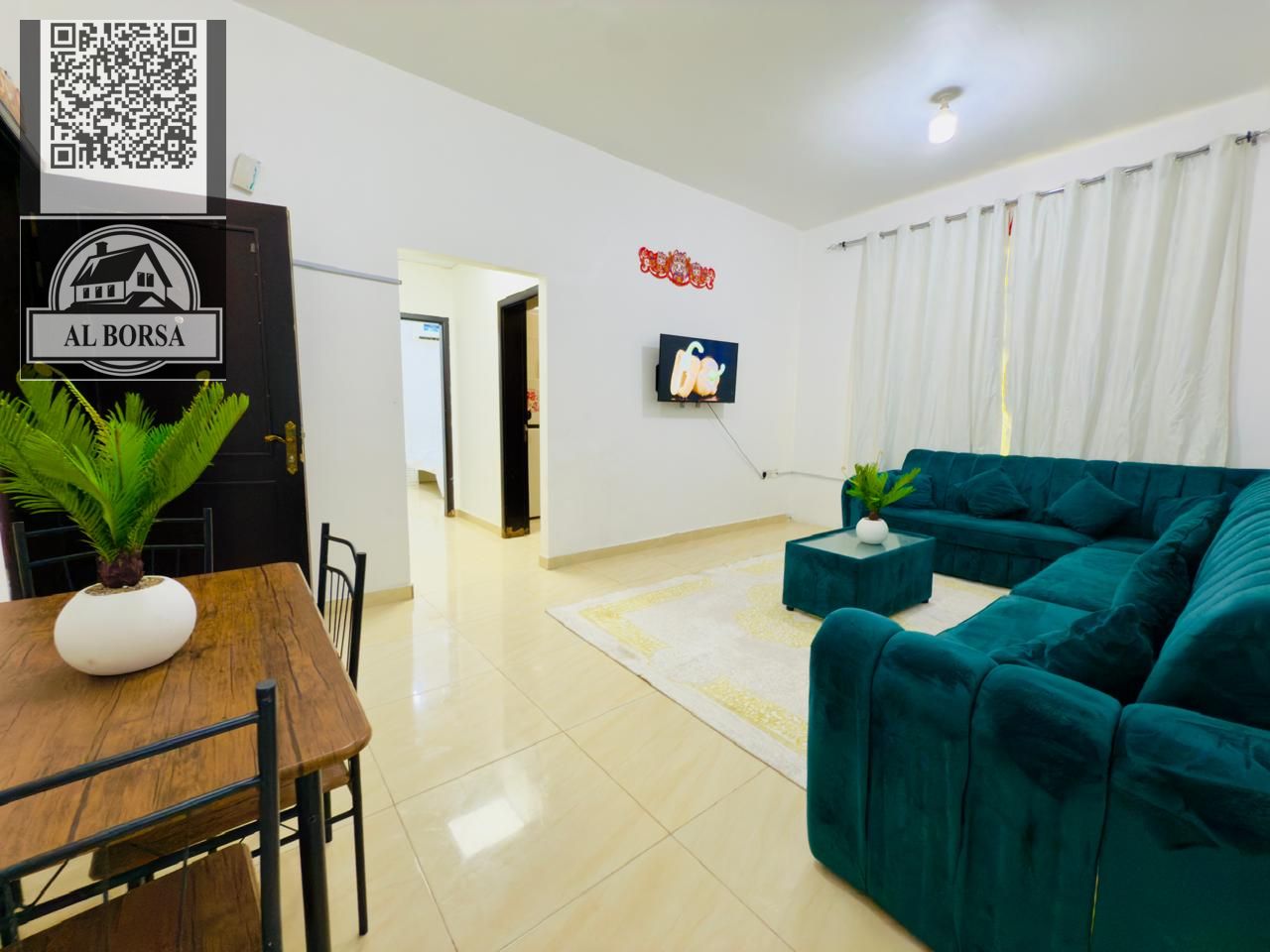 Two-bedroom apartment with a living room | Brand new and very clean furnishings Two bathrooms Free parking available