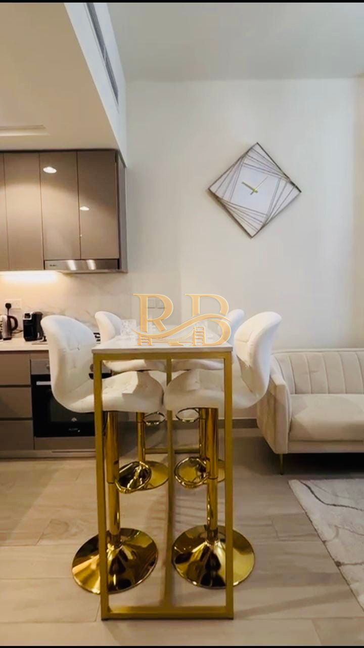 Fully Furnished 1Bhk || Community & Pool View || Ready to Move