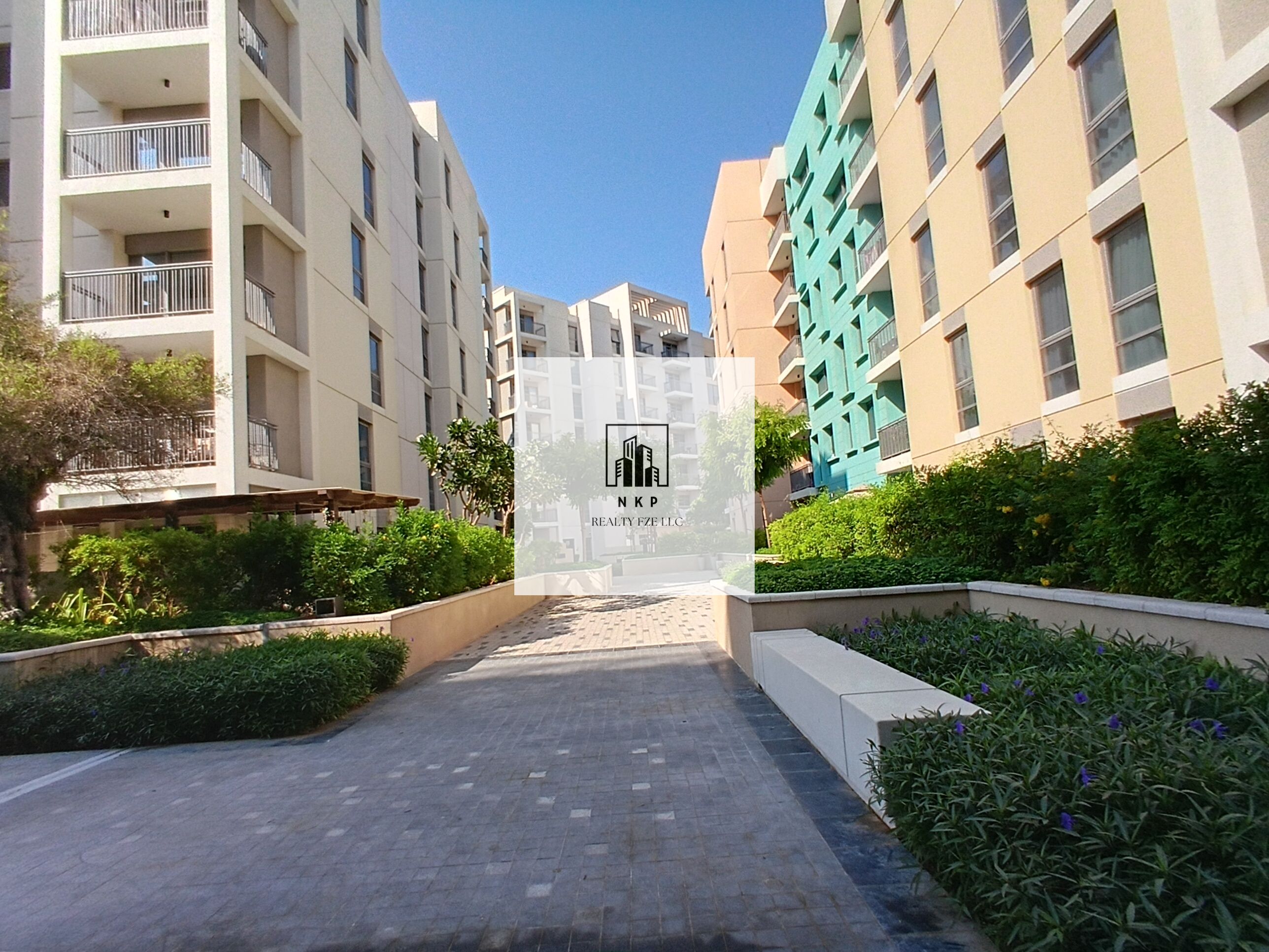 Spacious elegant|1Bhk with garden| Pool & gym|Amneties
