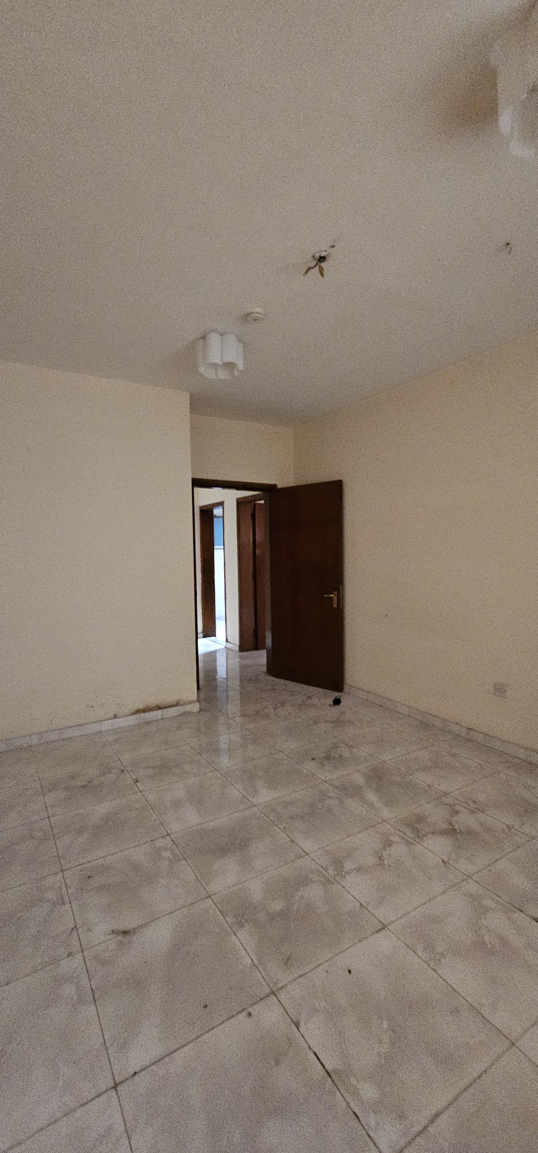 Lavish Spacious 2bhk With Balcony & Wardrobe Aed 33K Only In Abu Shagara Sharjah Near To Park