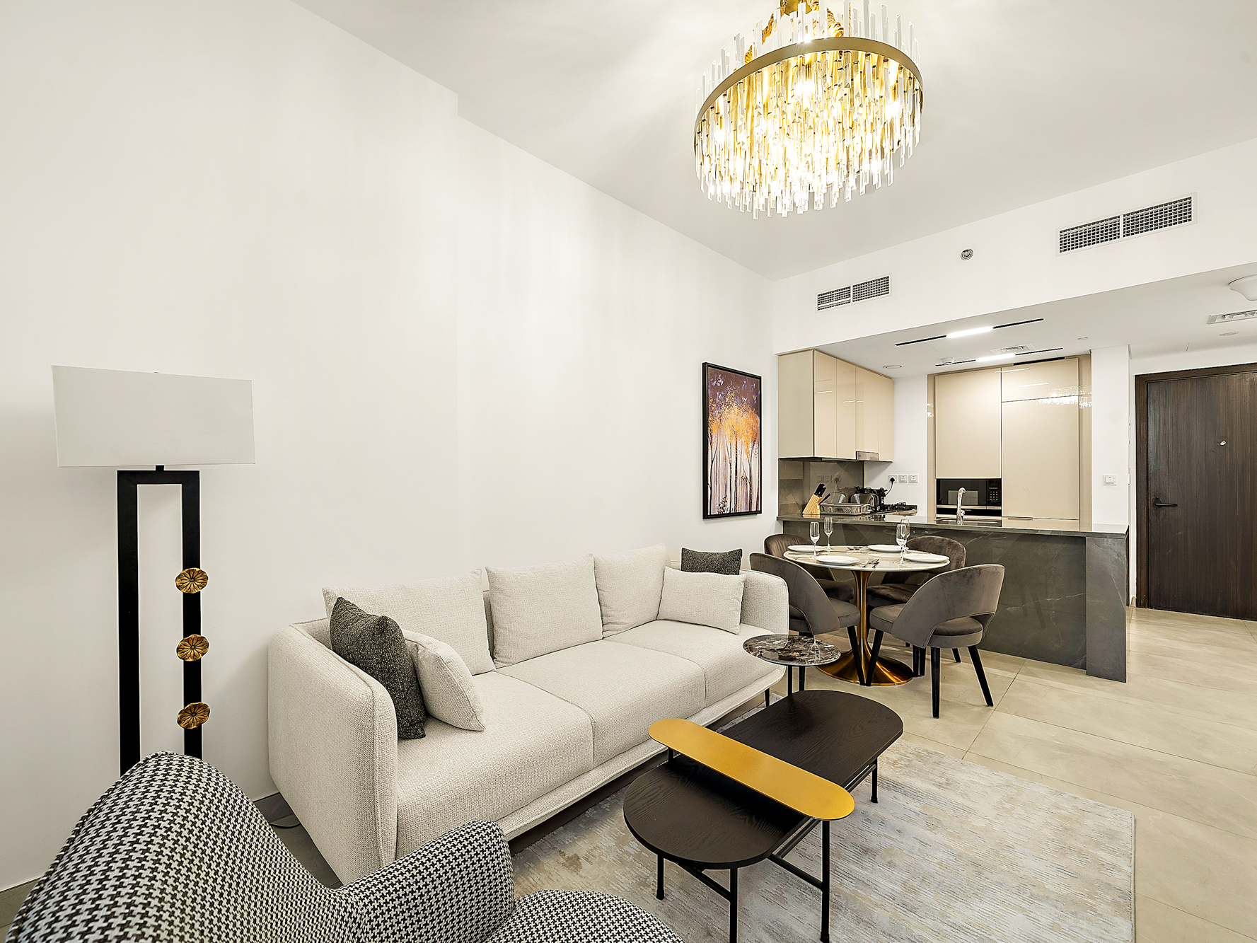 Business Bay | The Paragon 1BR | Free WiFi